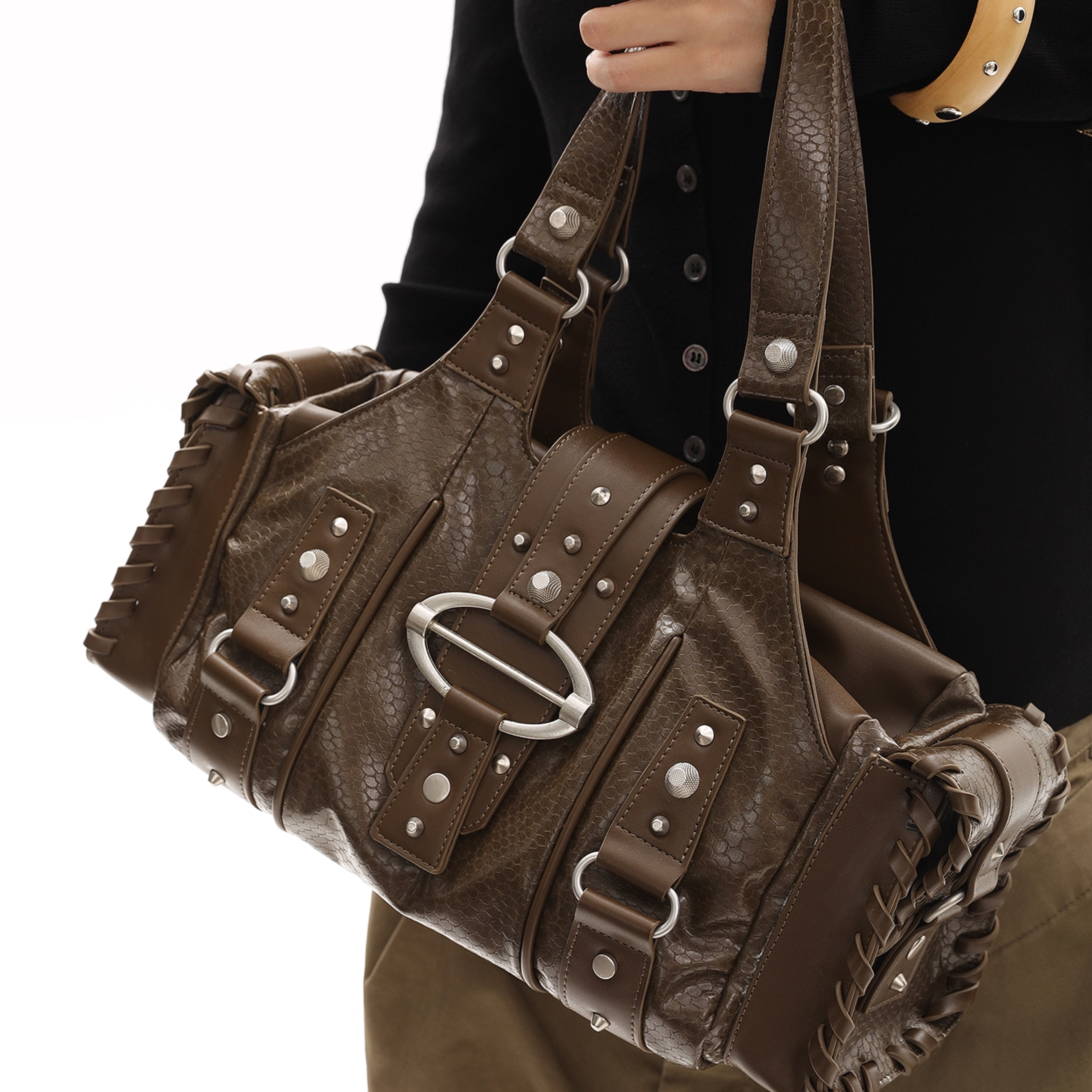 RIVET BELT BUCKLE BAG