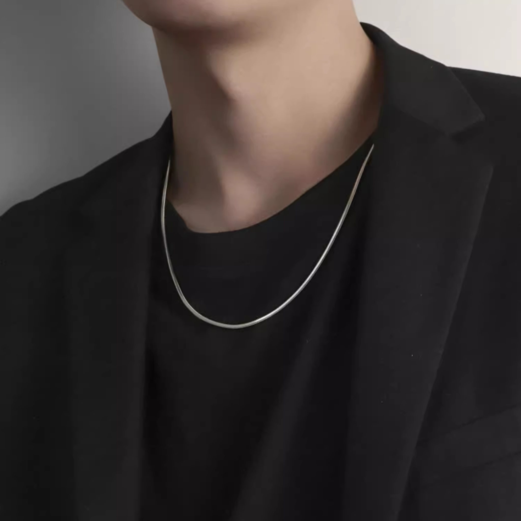 SNAKE BONE NECKLACE