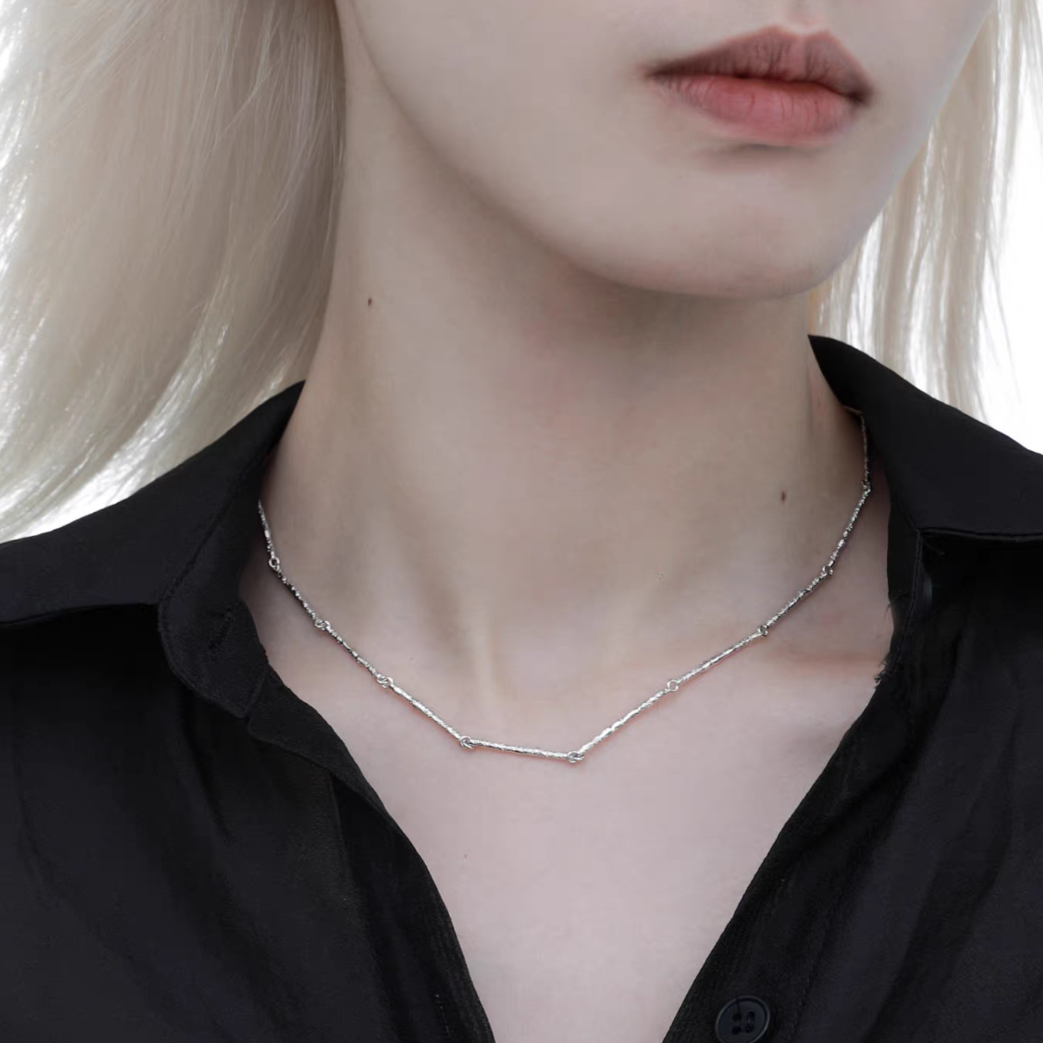 S925 LUNE TEXTURE NECKLACE