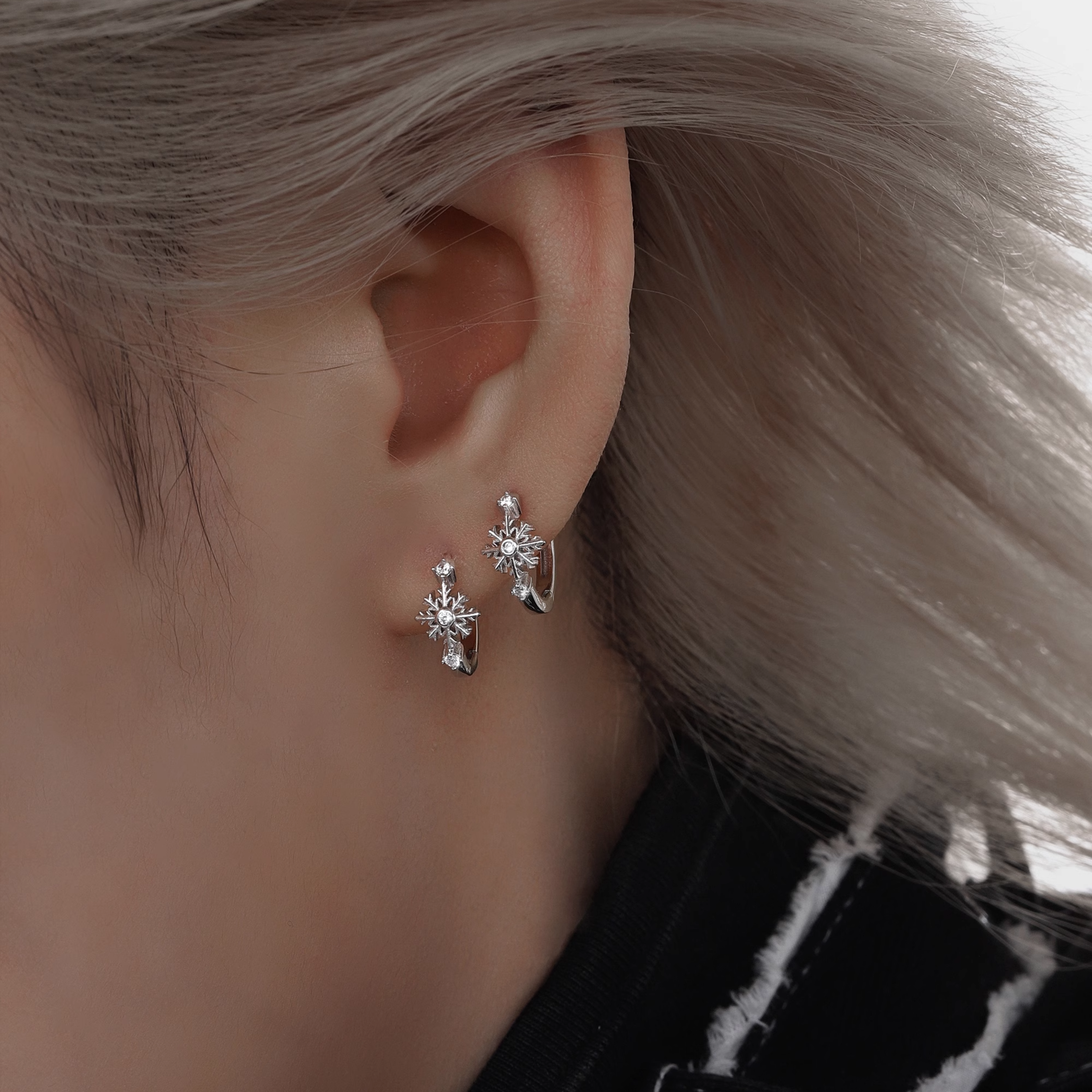 SNOWFLAKE TINY PIERCE