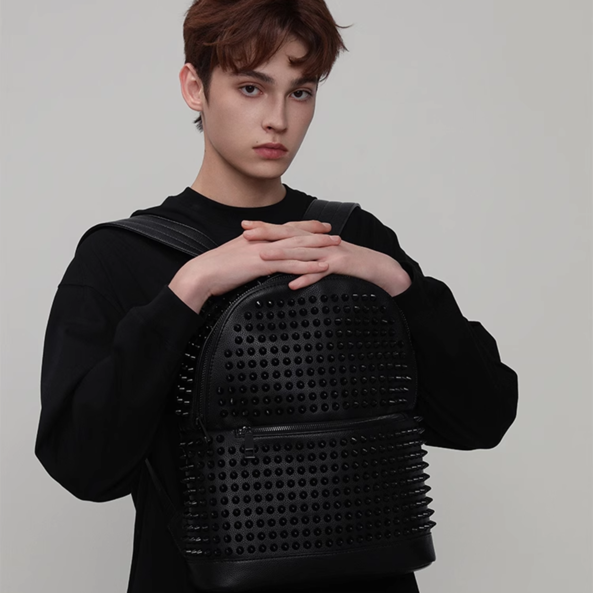 STUDS BACK PAC