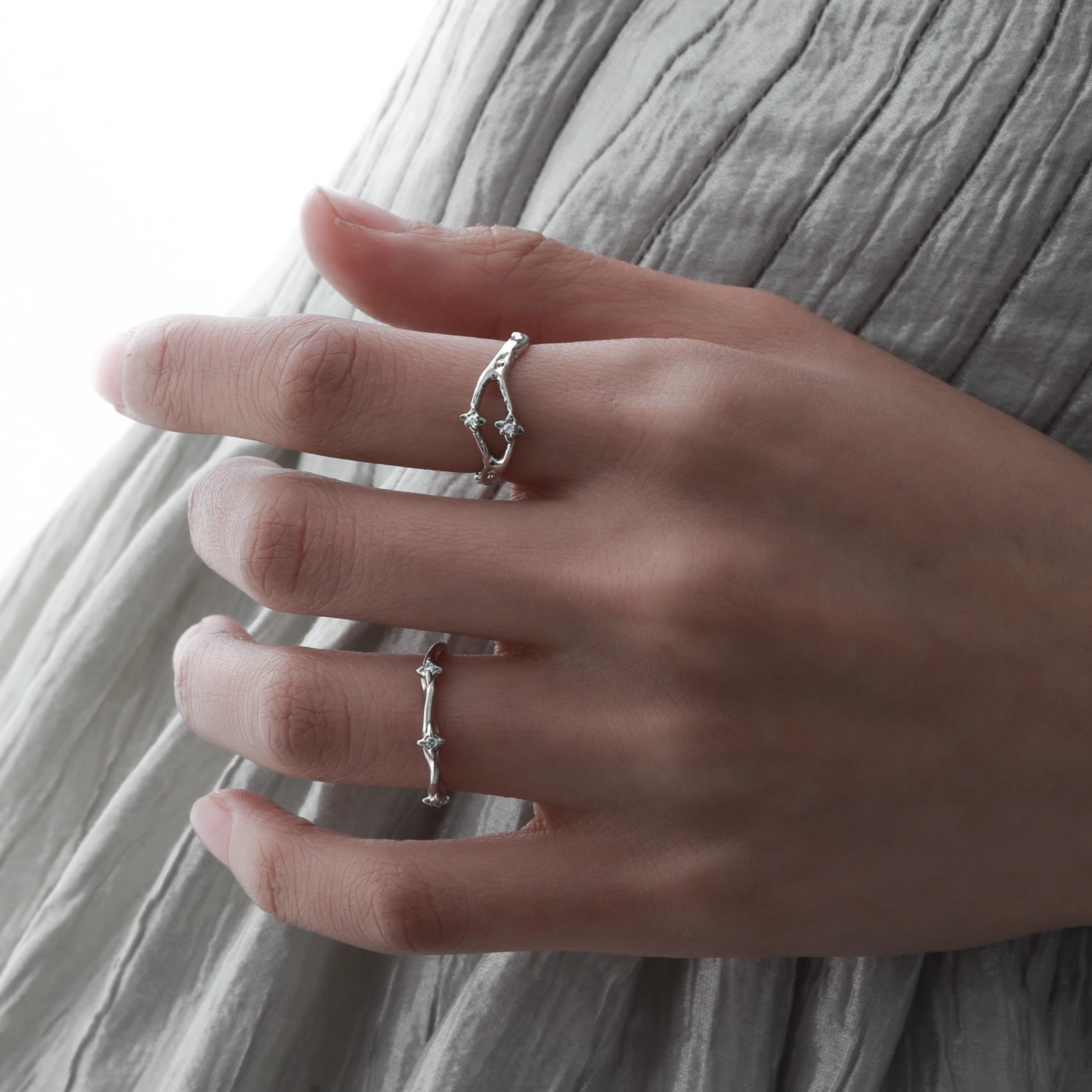 S925 TWIST LINE RING