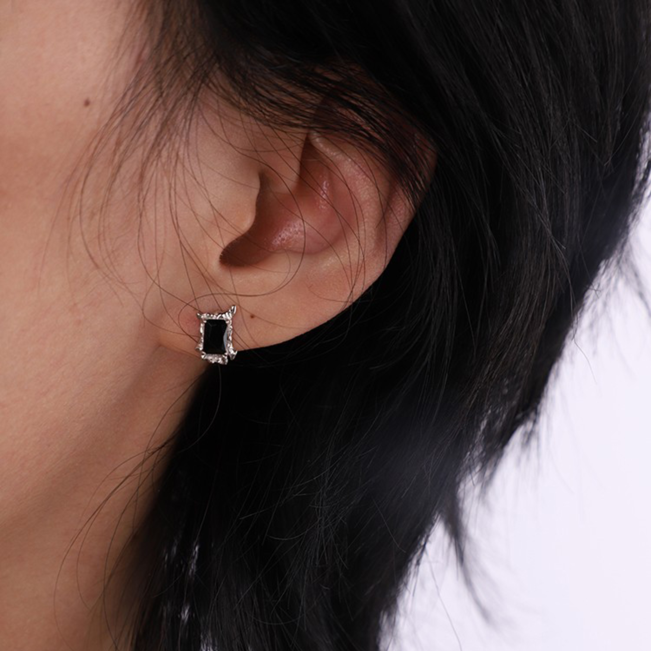 S925 CUBIC ZIRCONIA OBSCURA PIERCE