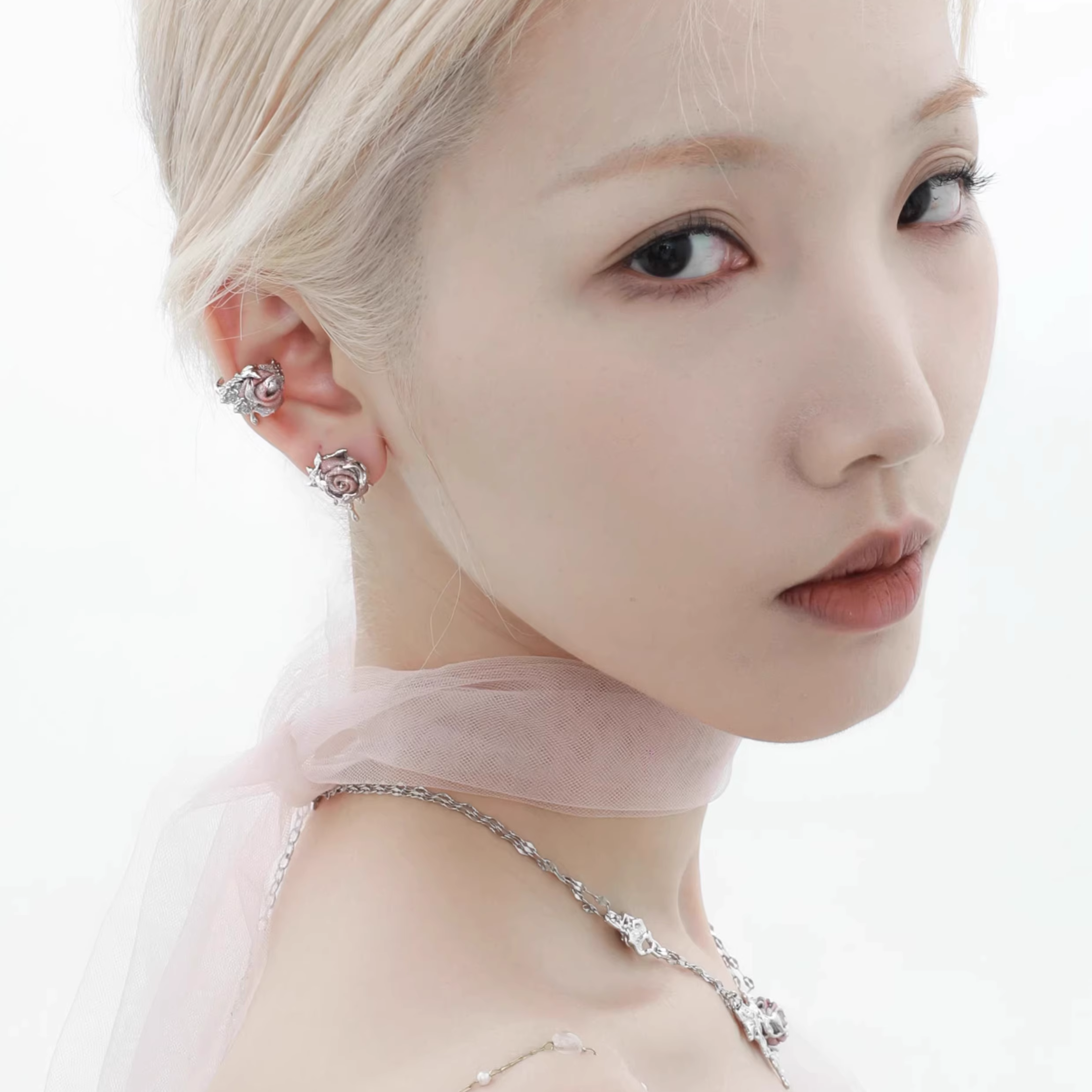 ROSE CHAIN EAR CUFF SET