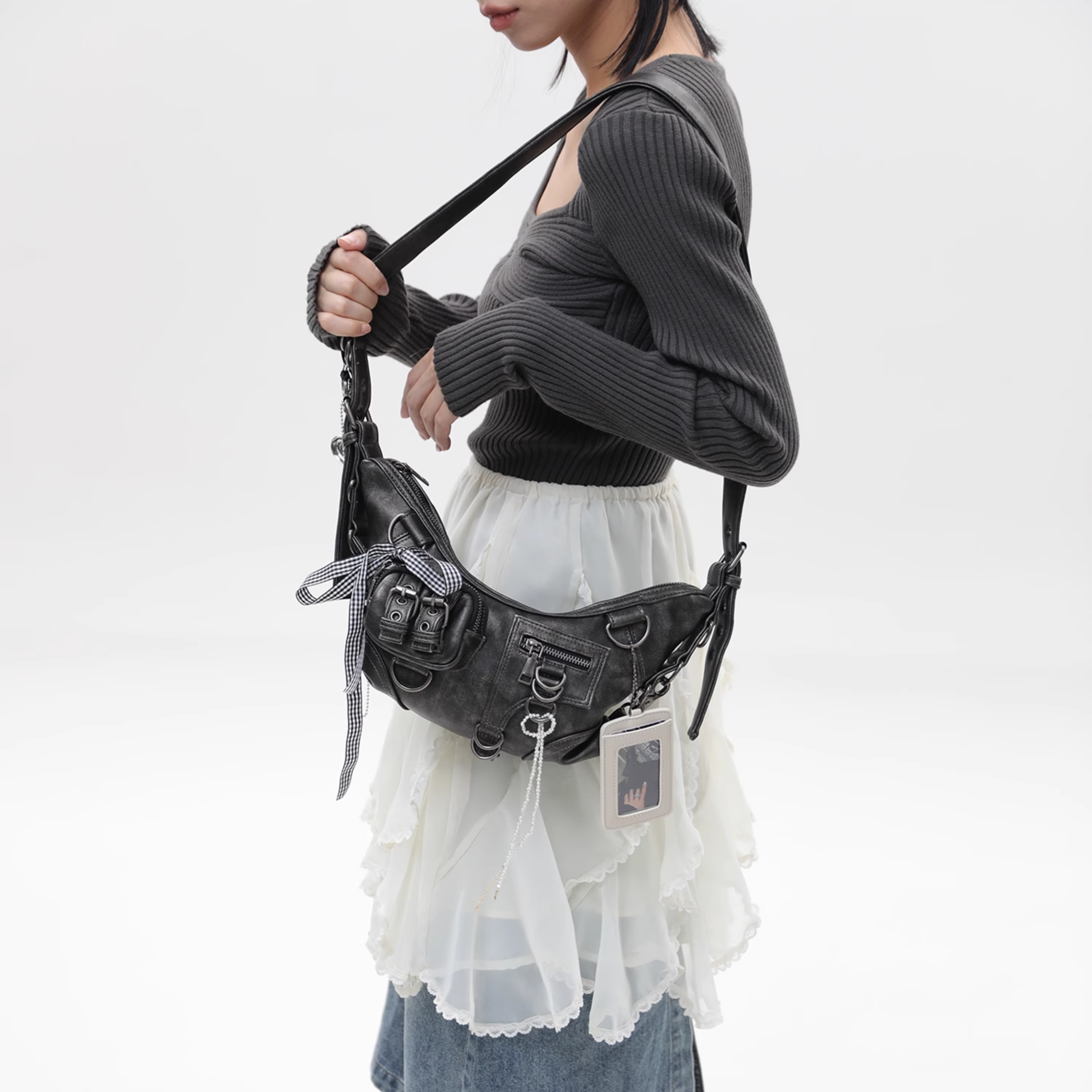 DAMAGE CROISSANT BAG