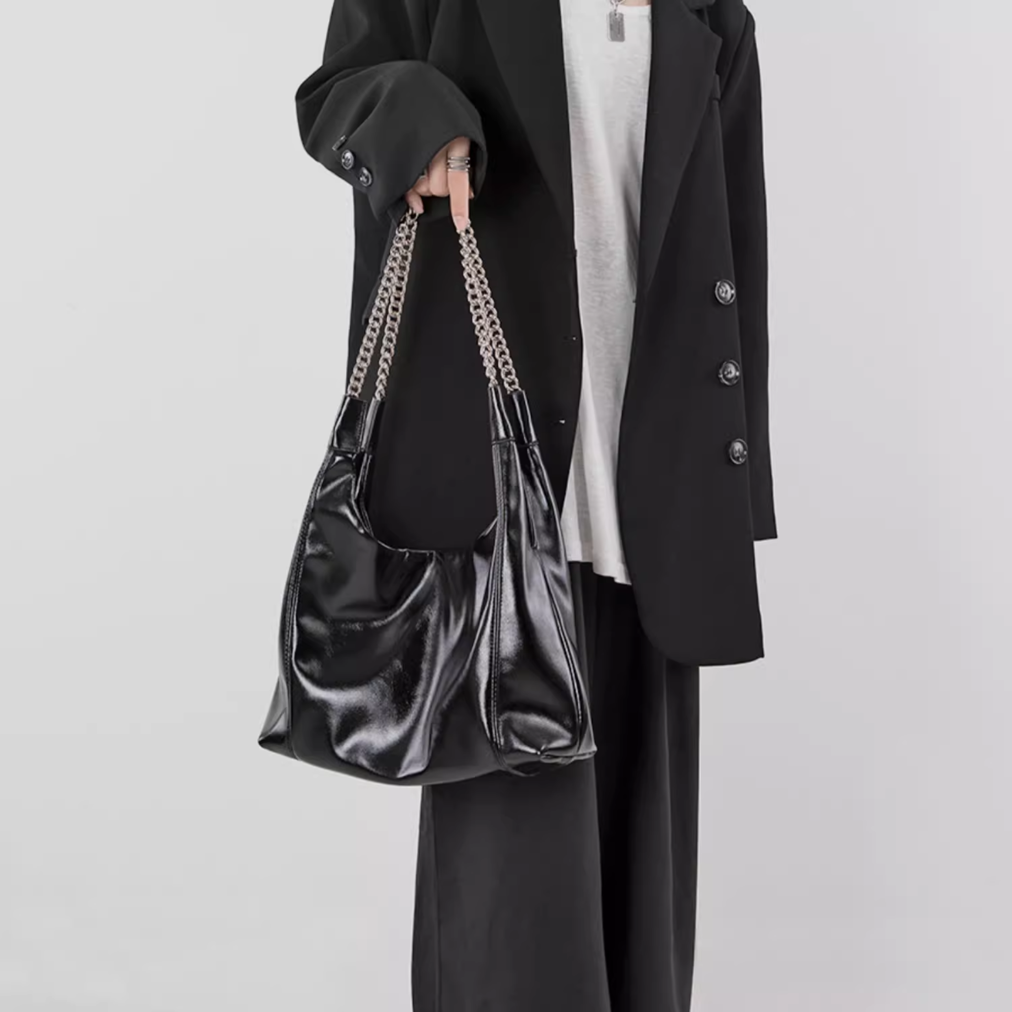 DOUBLE CHAIN SHOULDER BAG