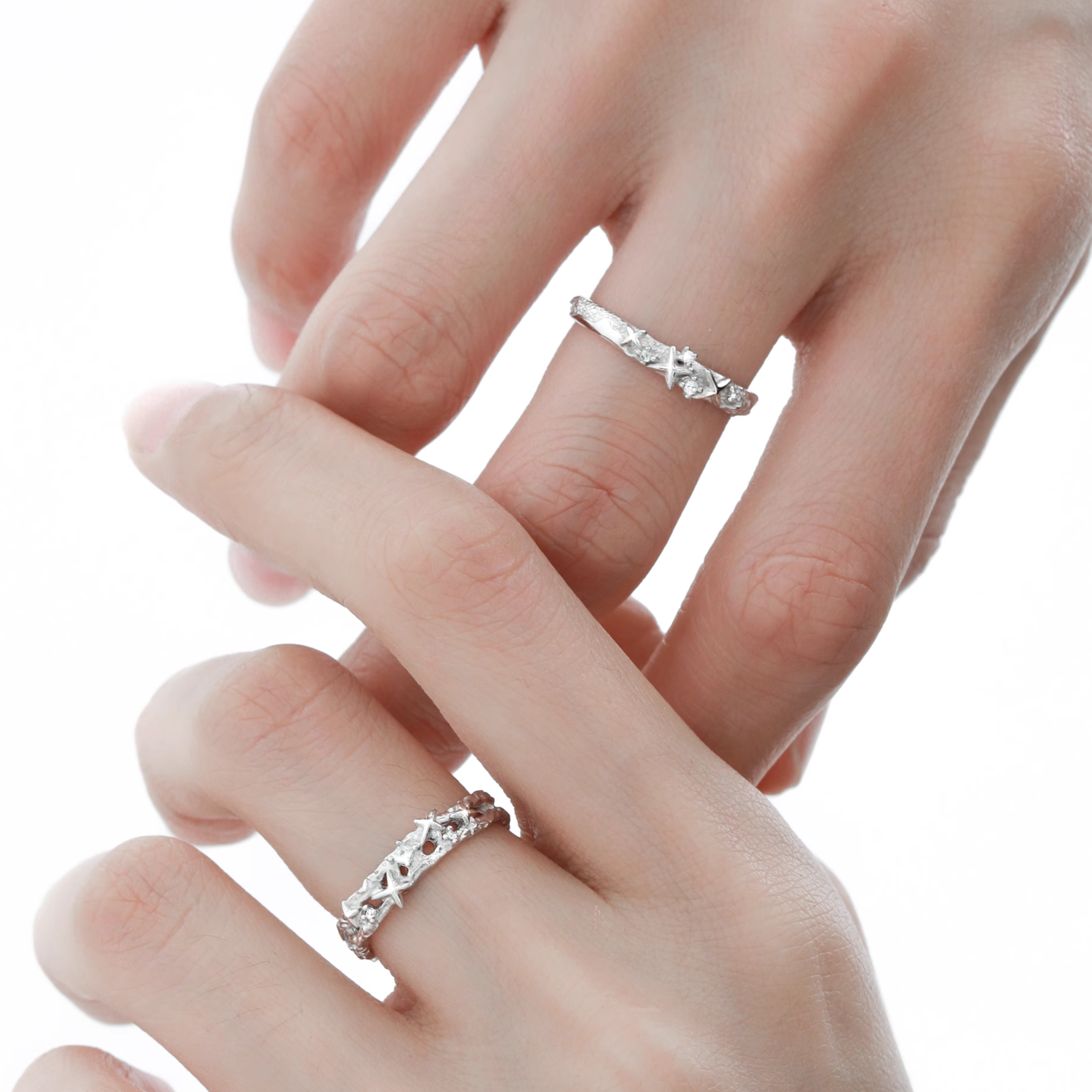 TEXTURED CROSS RING SET