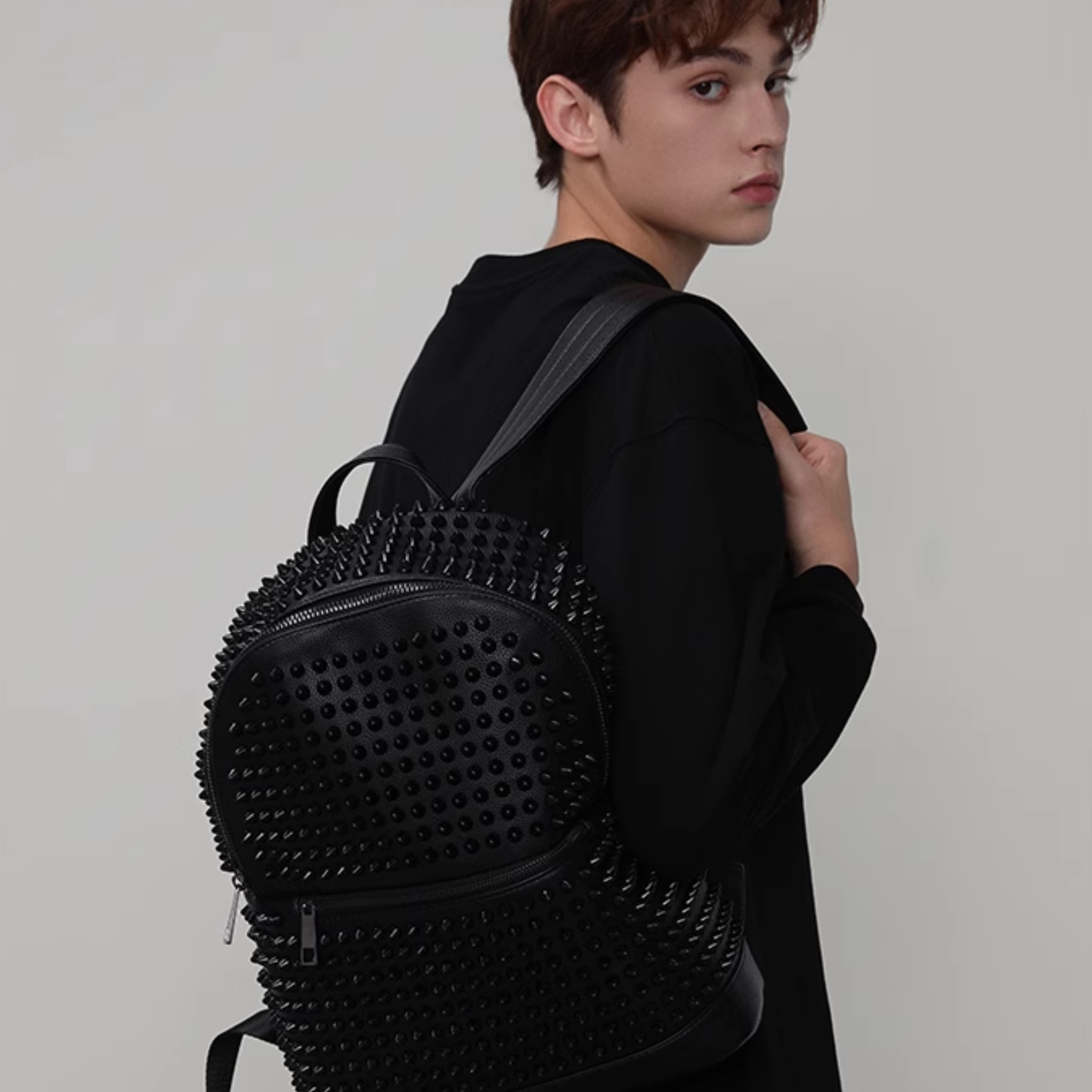 STUDS BACK PAC