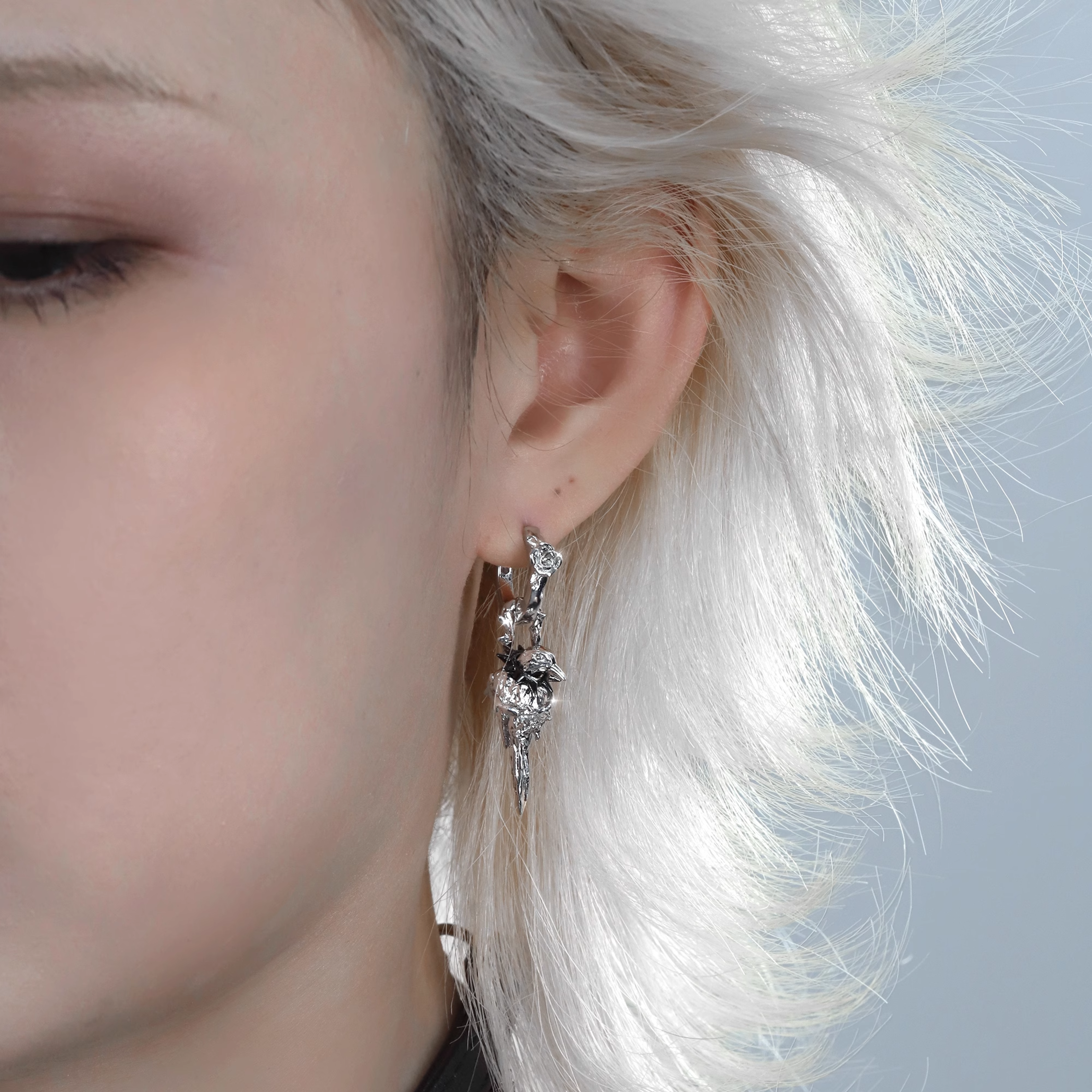 ROSE ASYMMETRY PIERCE