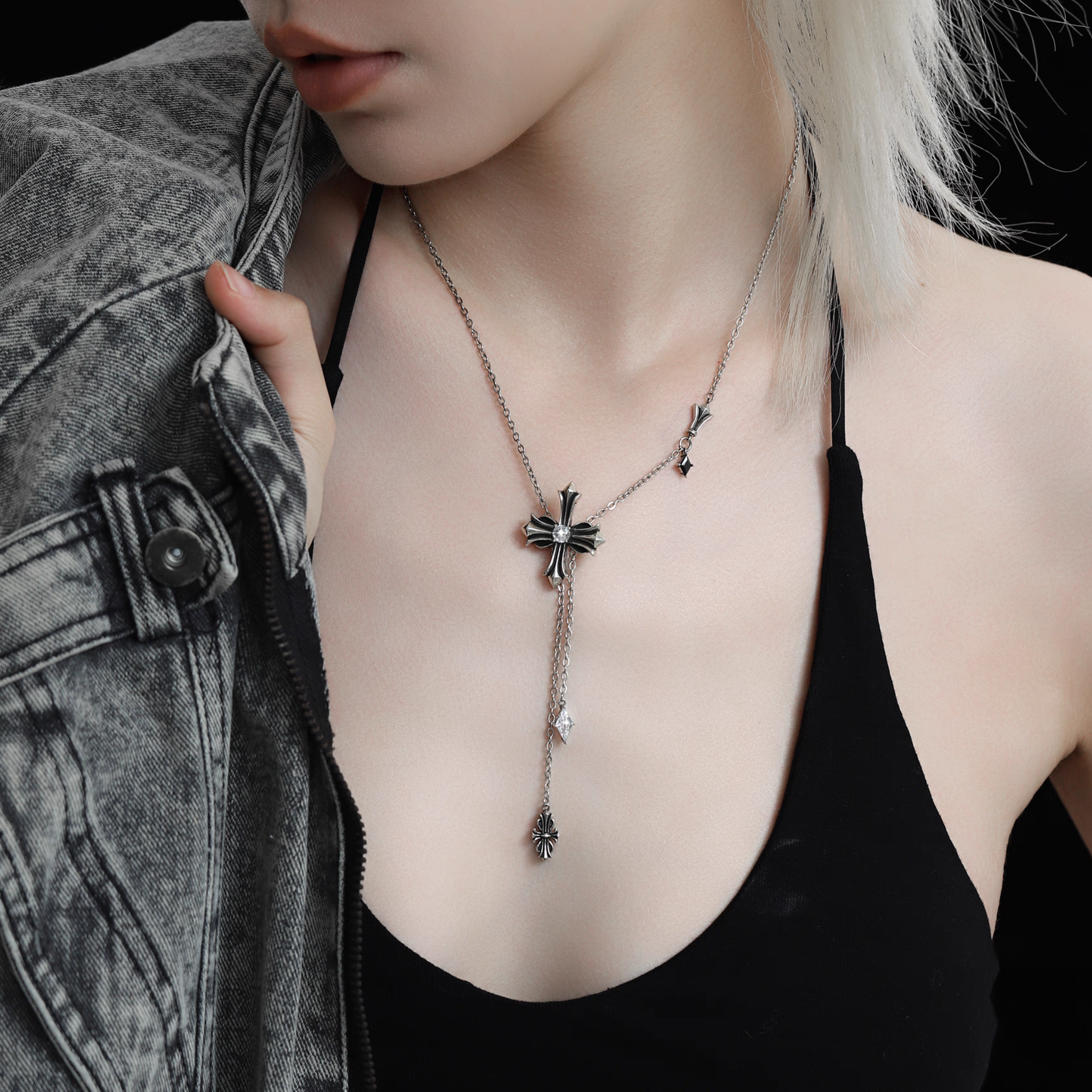 SACRED FALL NECKLACE