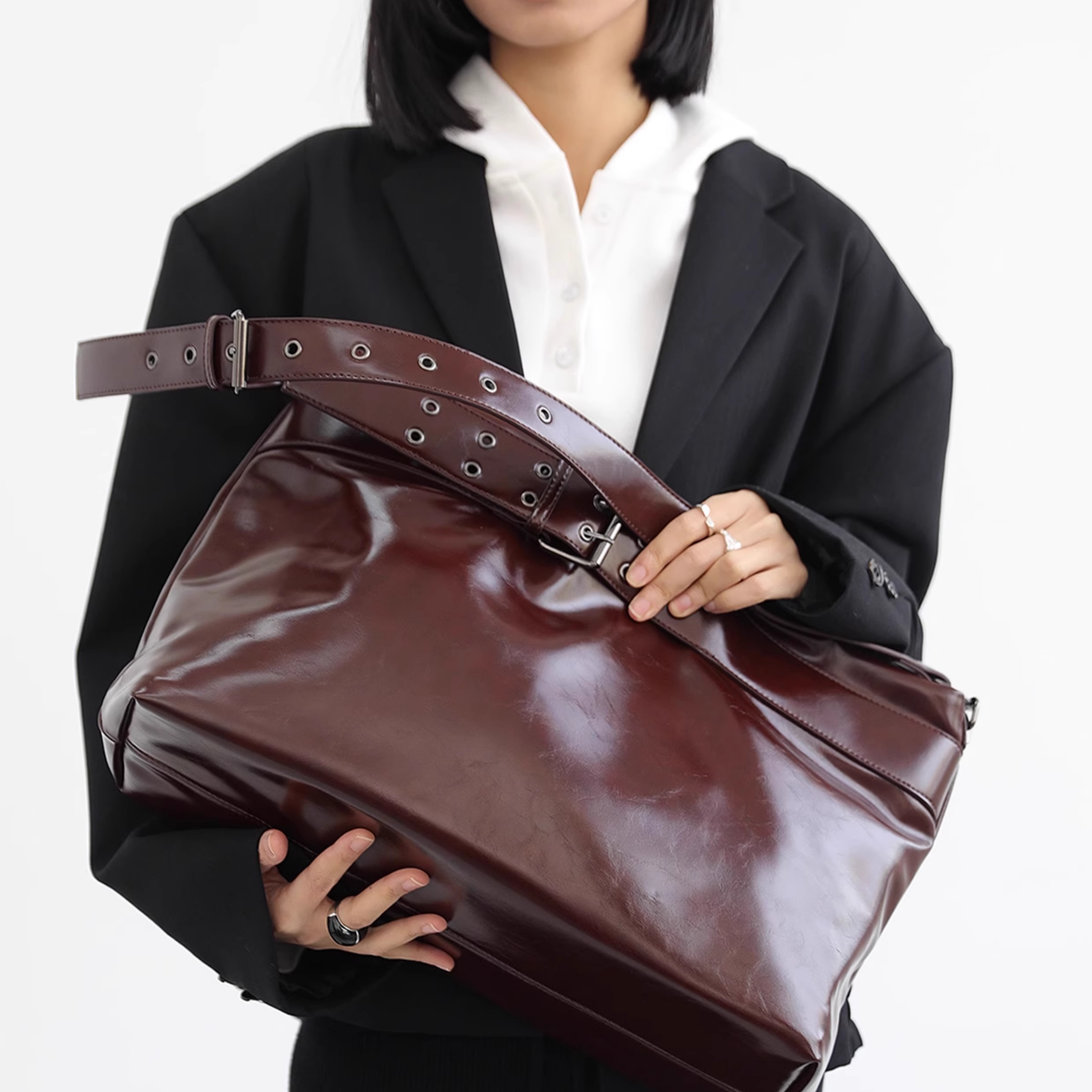 CROSS BODY BAG