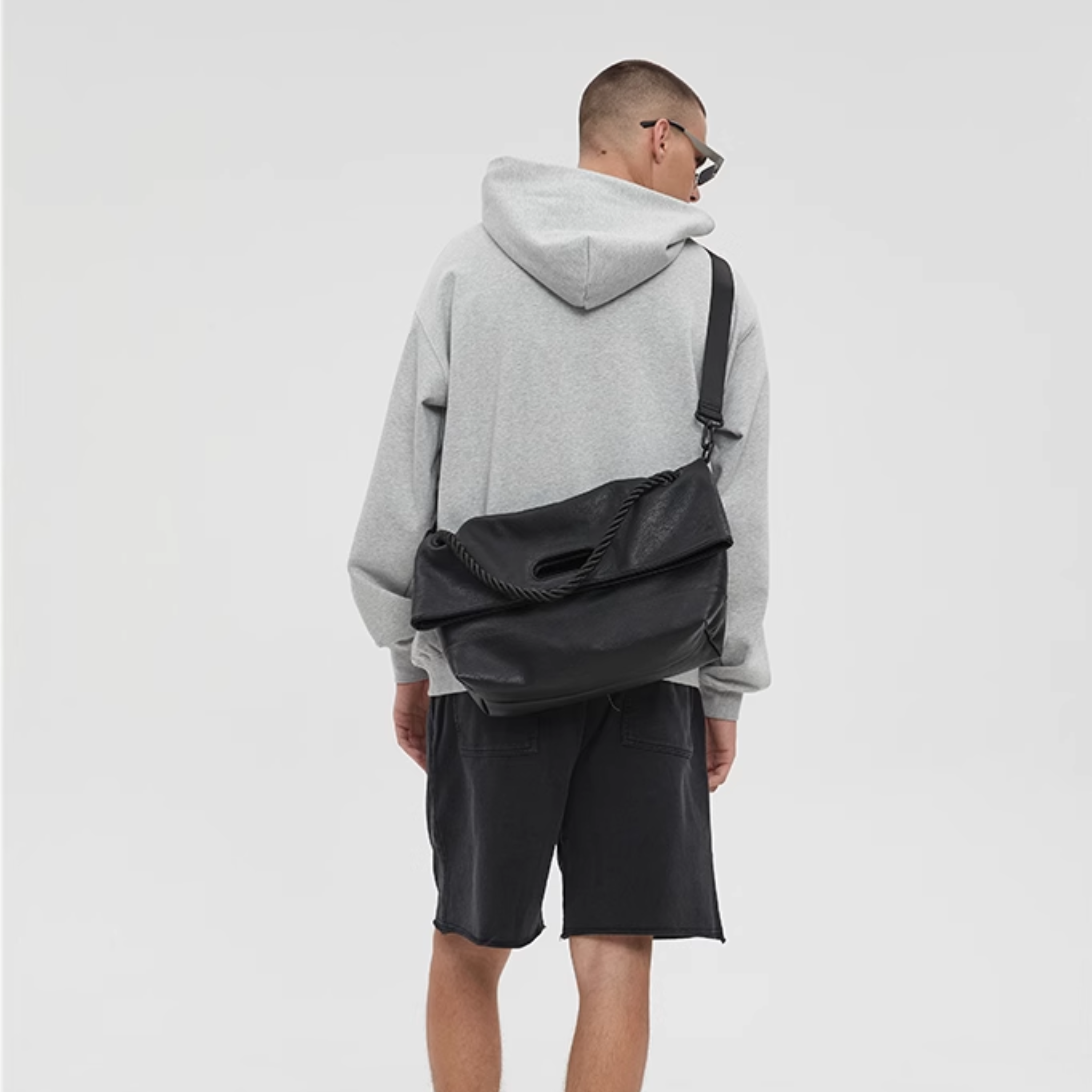 CROSS SHOULDER BAG