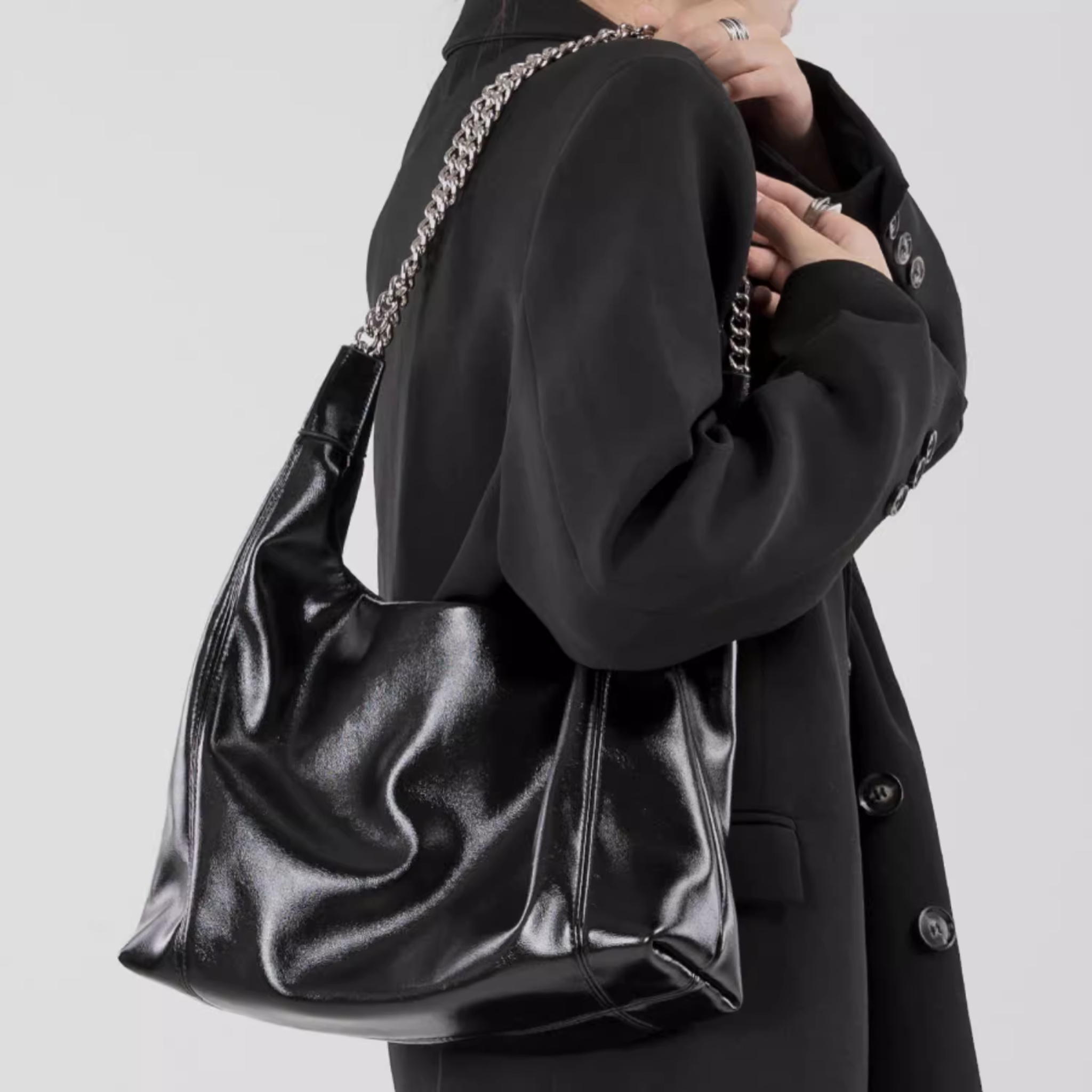 DOUBLE CHAIN SHOULDER BAG