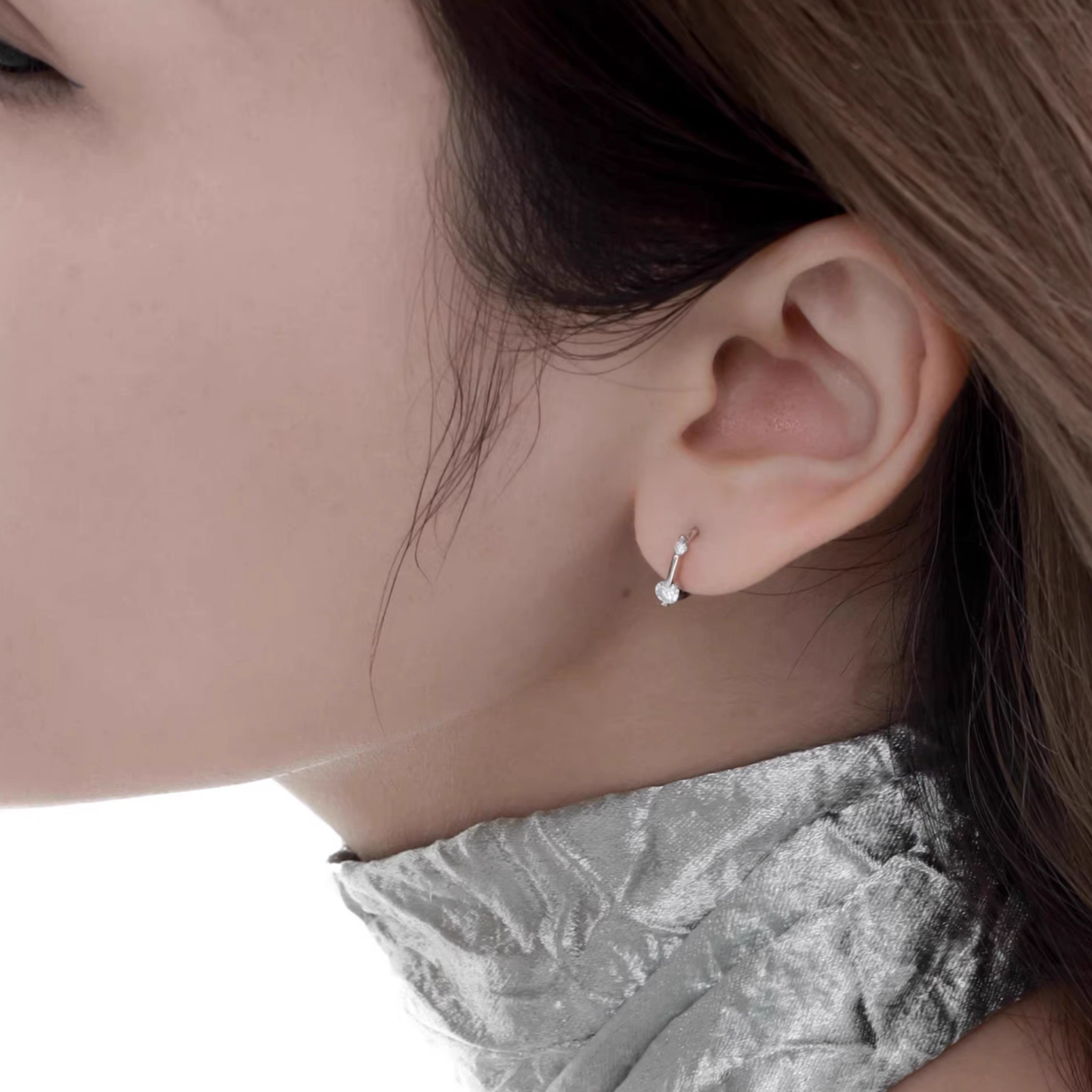 S925 CRYSTAL HOOP STUD PIERCE