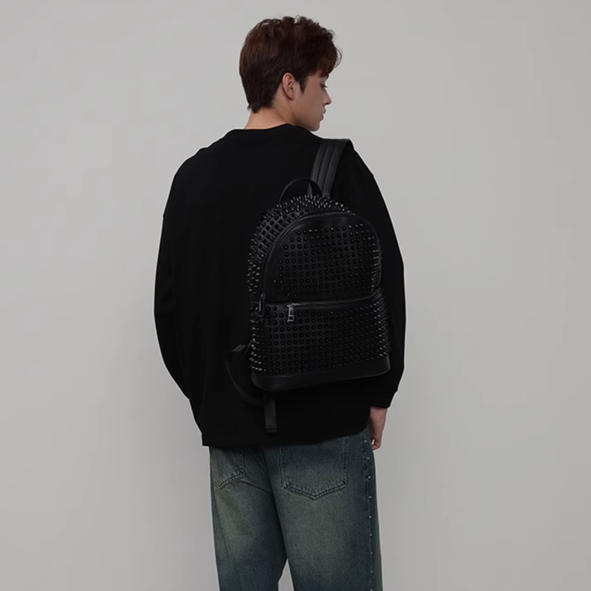 STUDS BACK PAC