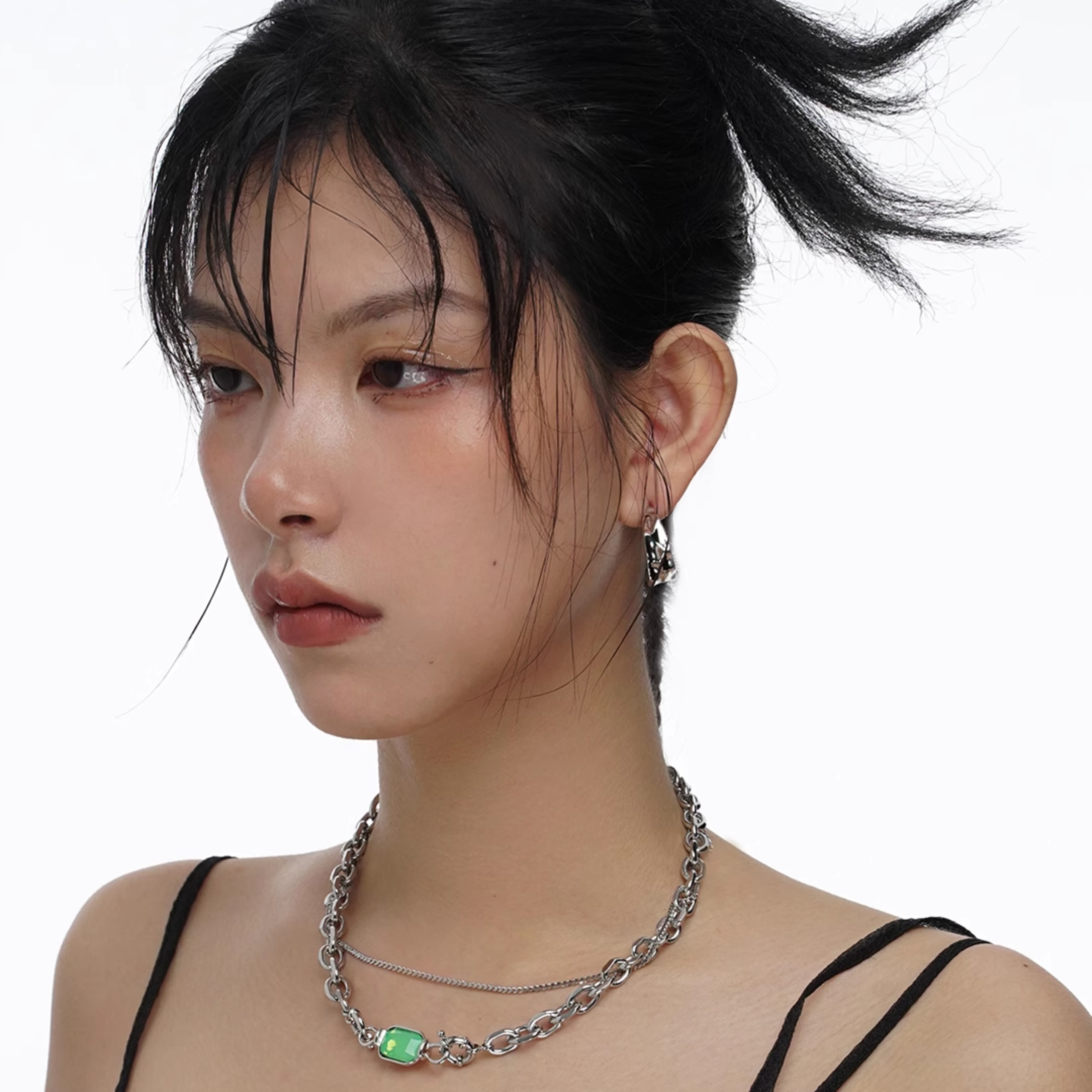 CRESCENT MOON PIERCE