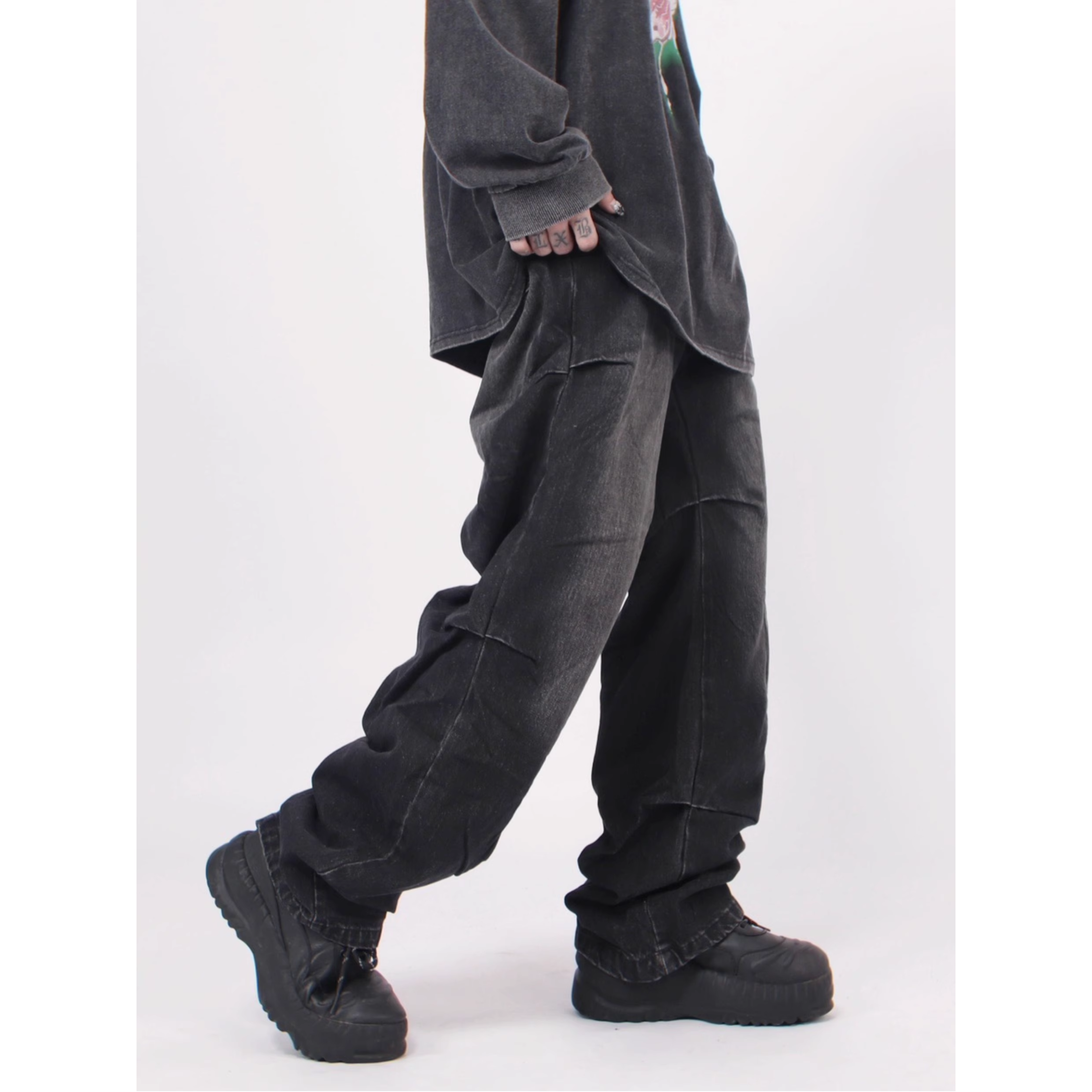 Distressed Black Loose Denim Pants
