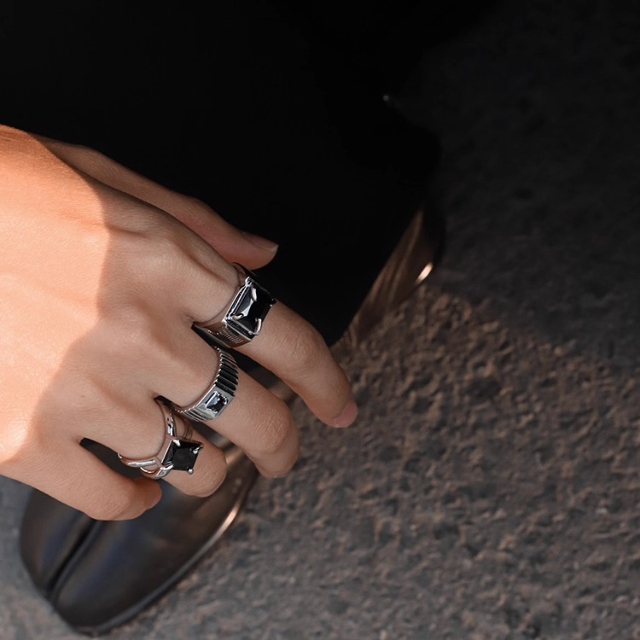 ECLIPSE MIDNIGHT RING