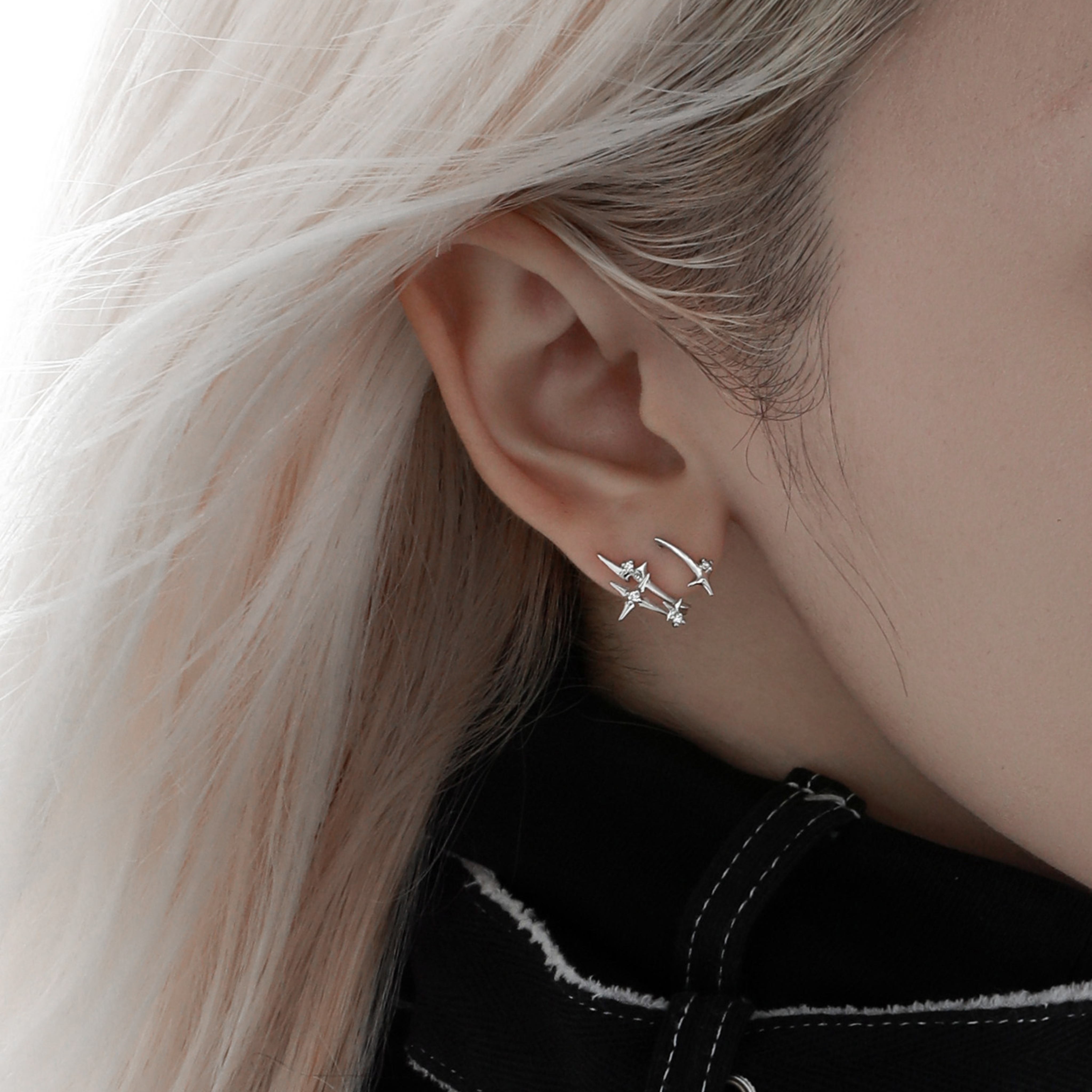 S925 CUBIC ZIRCONIA COSMIC STAR PIERCE