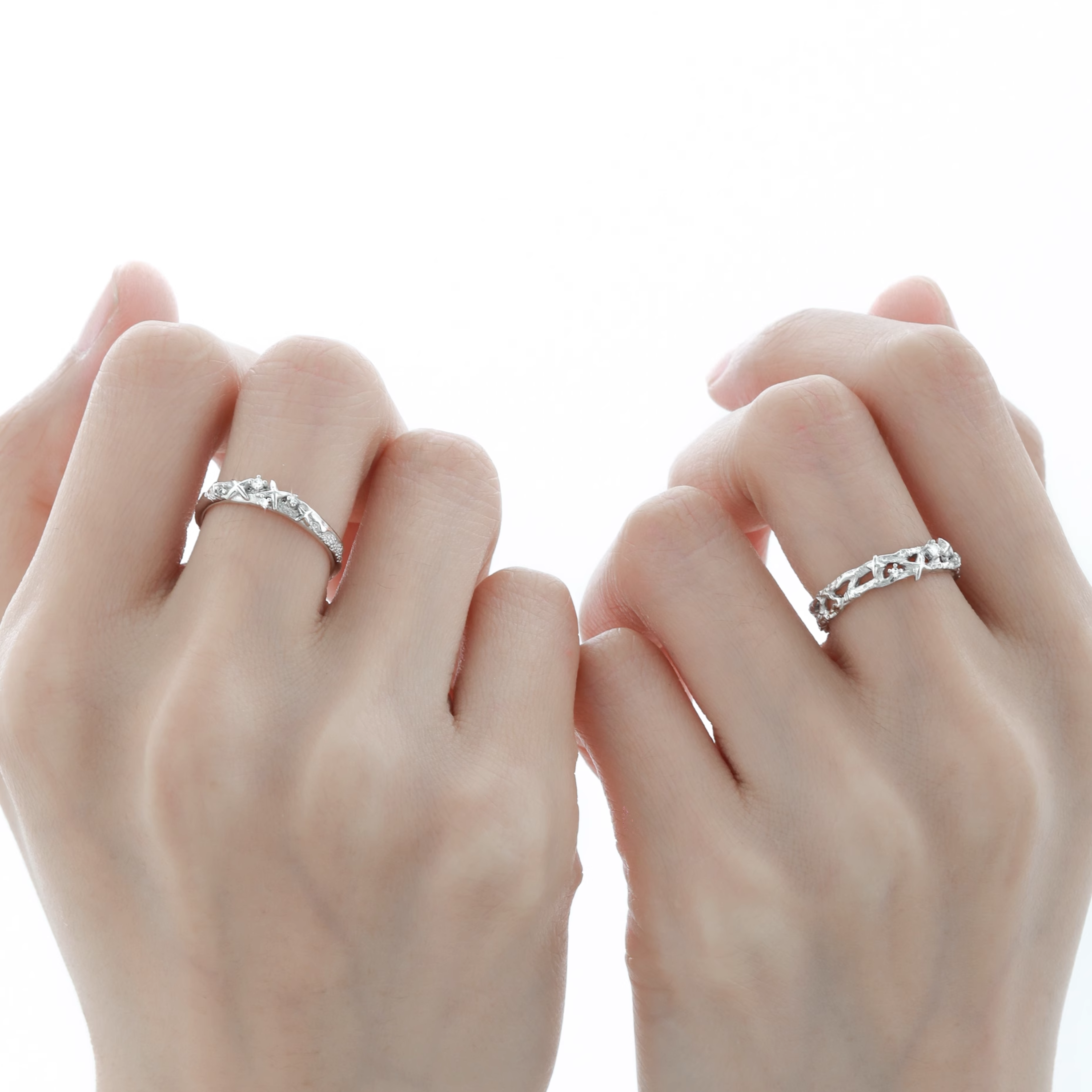 TEXTURED CROSS RING SET