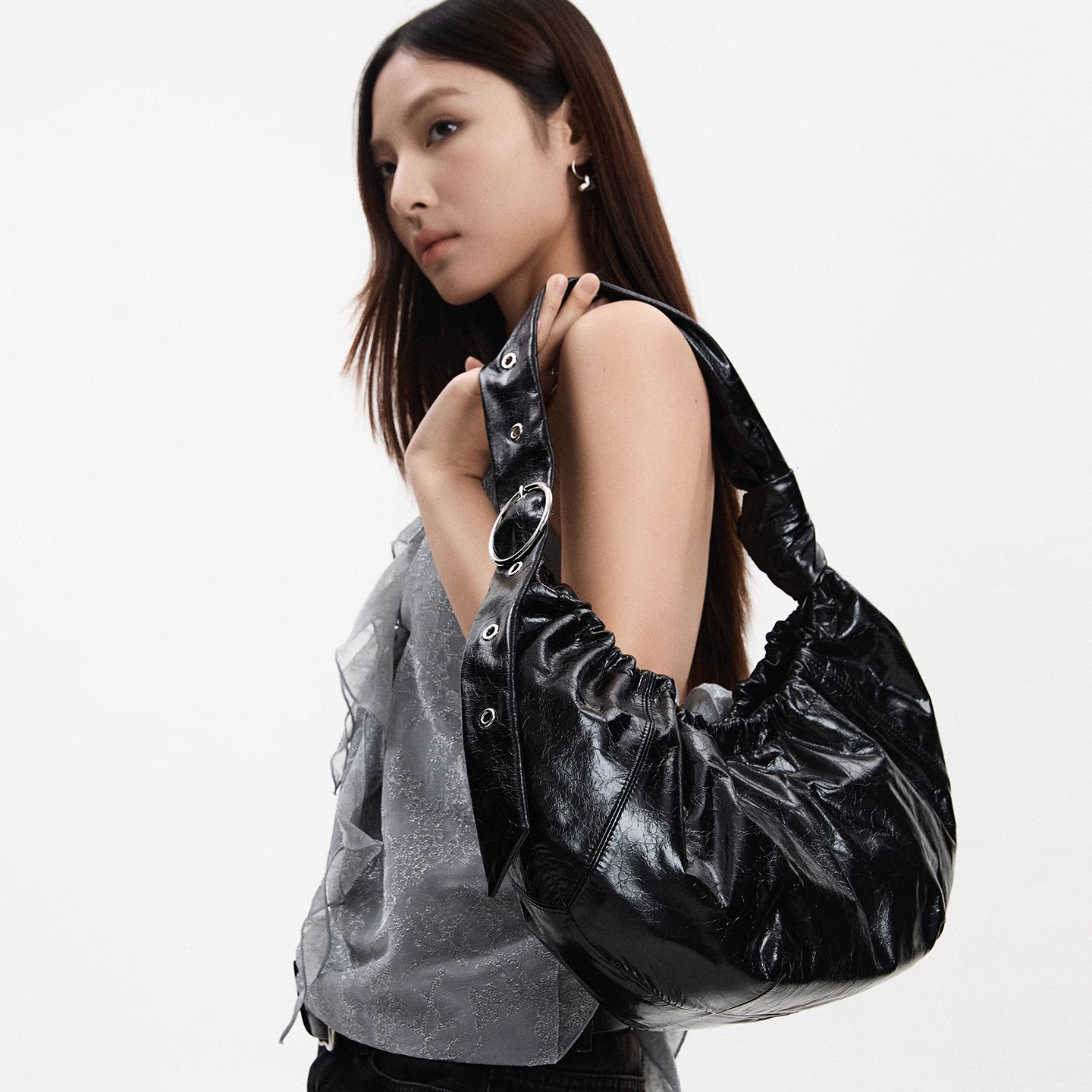 GLOSSY RUCHED CRESCENT BAG