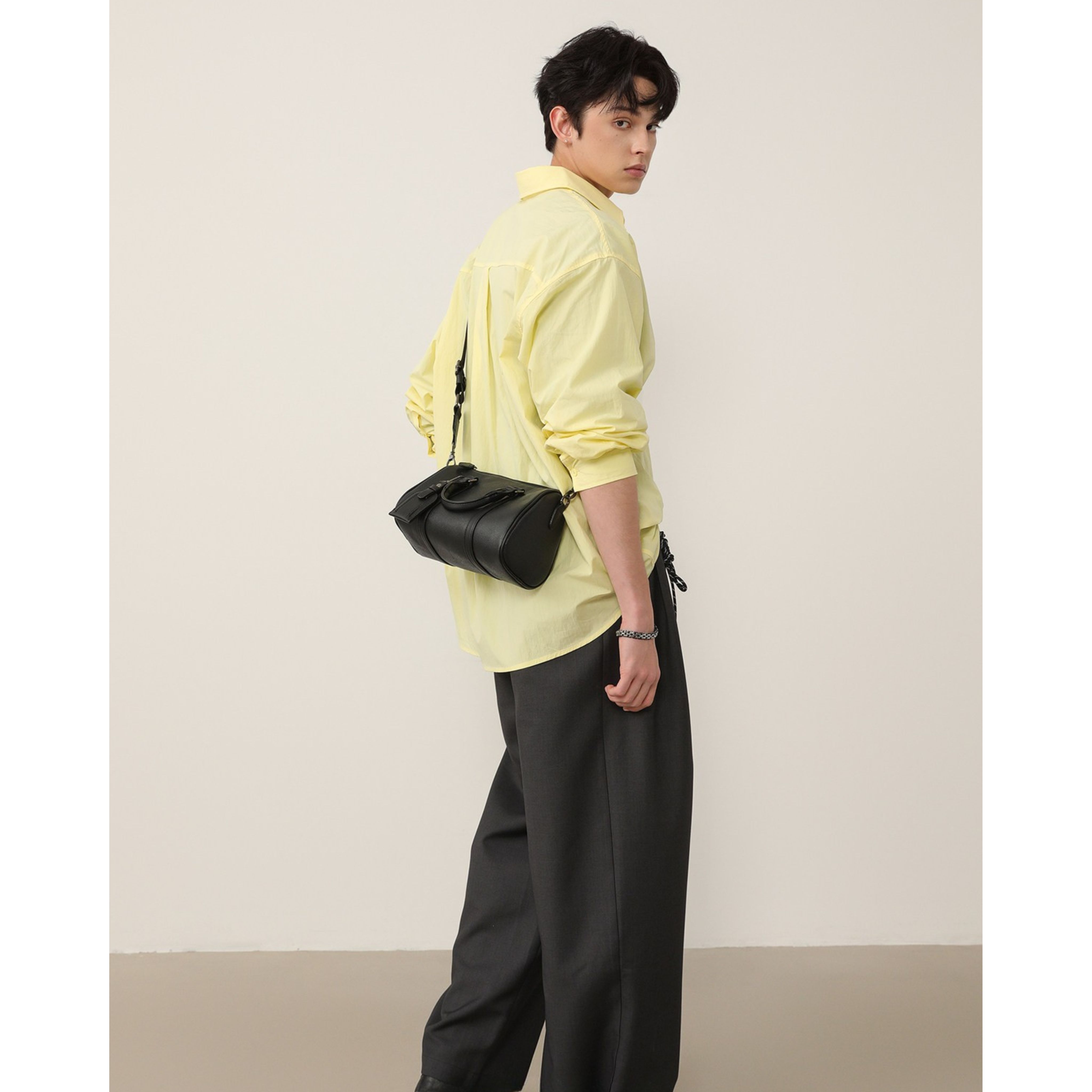 2WAY UTILITY BARREL SHOULDER BAG