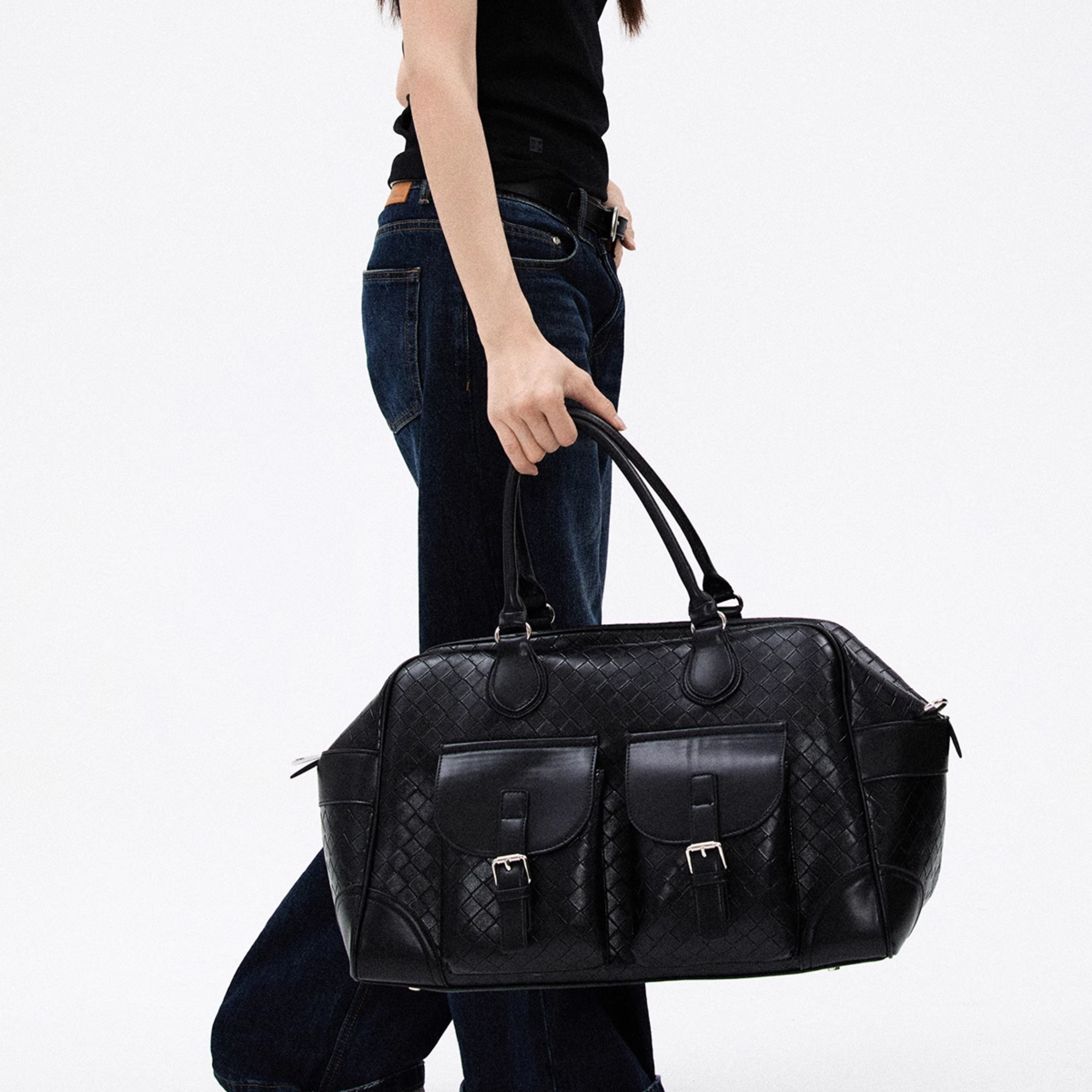 QUILTED BUCKLE BOSTON BAG