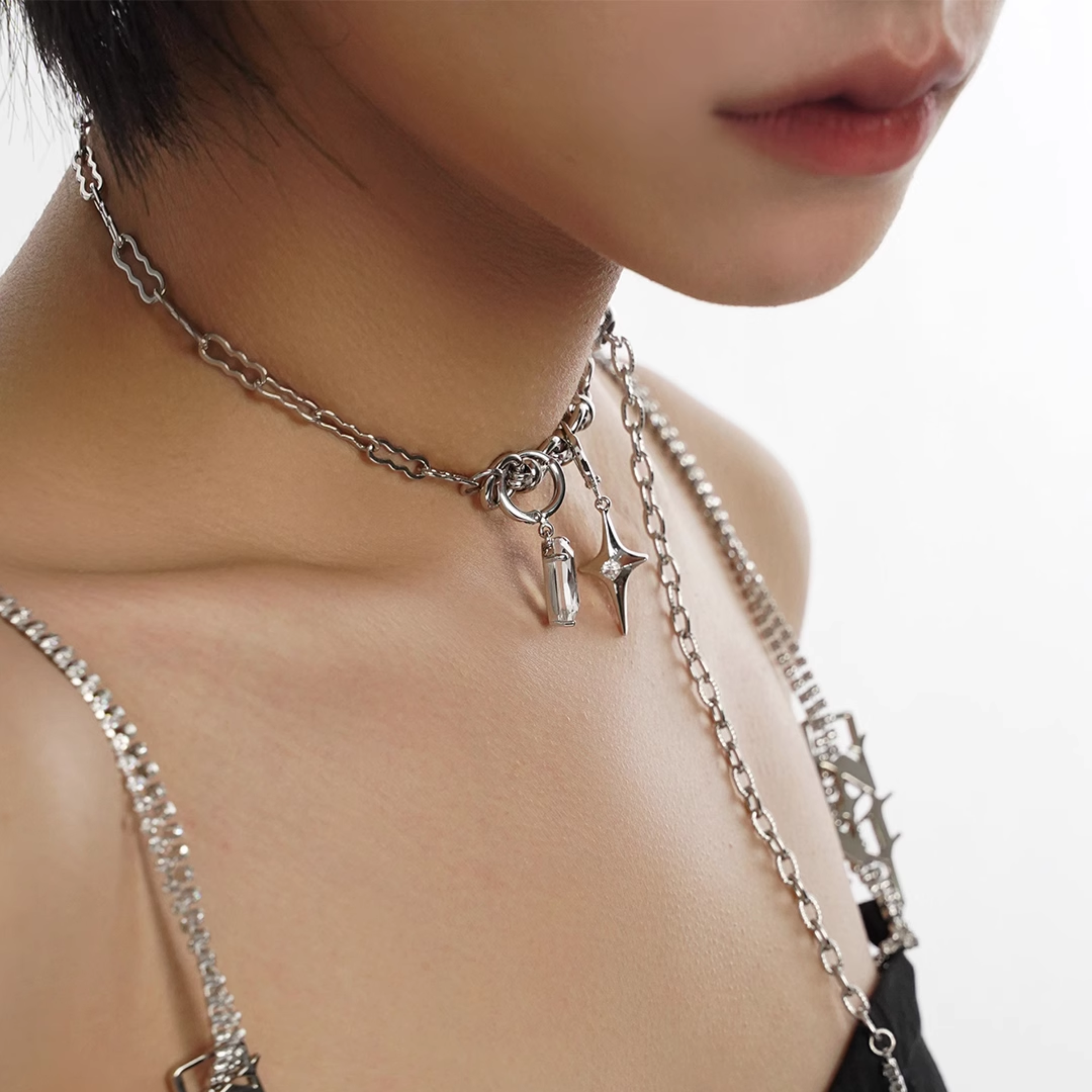 CHARM NECKLACE