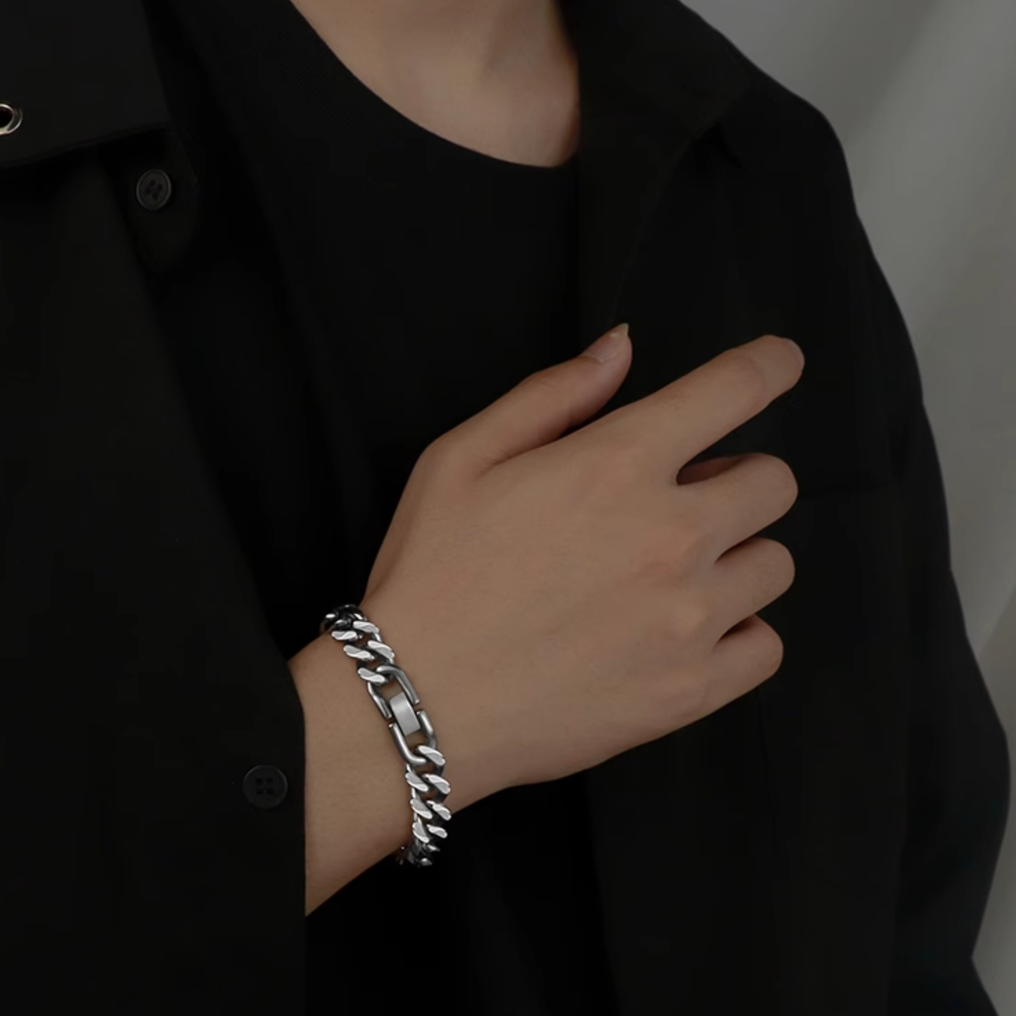 CHAIN BRACELET