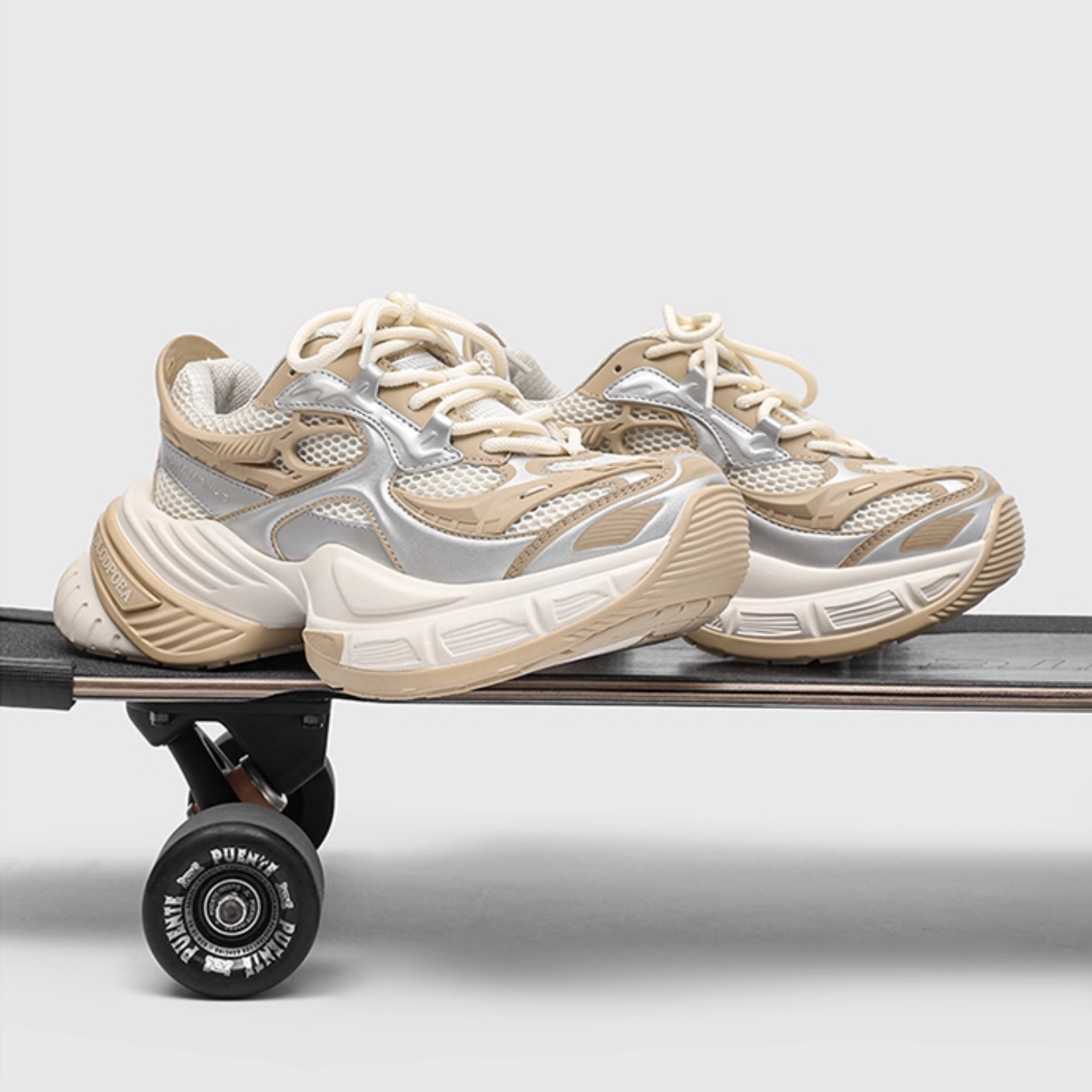 GRAVITY FLUX CHUNKY SNERAKERS / WHITE×BEIGE