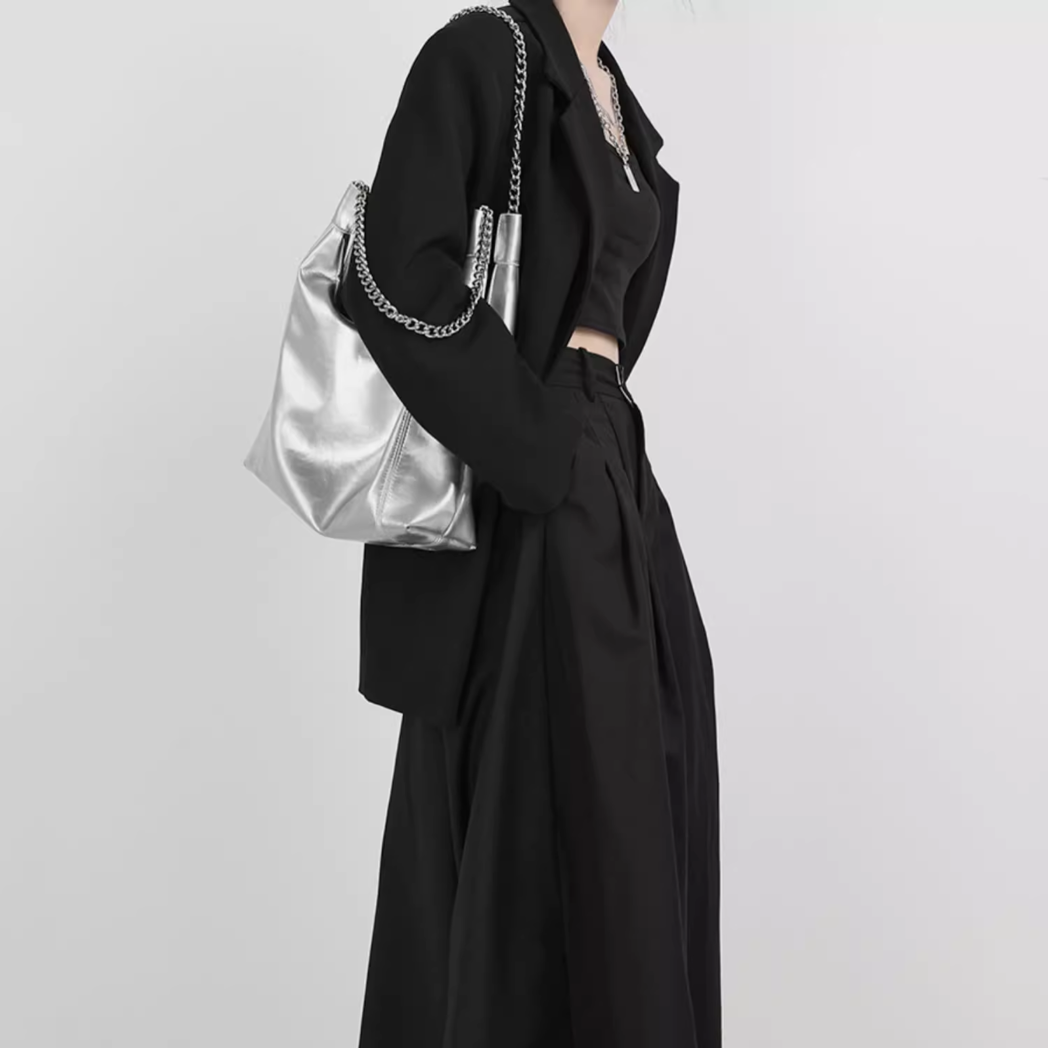 DOUBLE CHAIN SHOULDER BAG