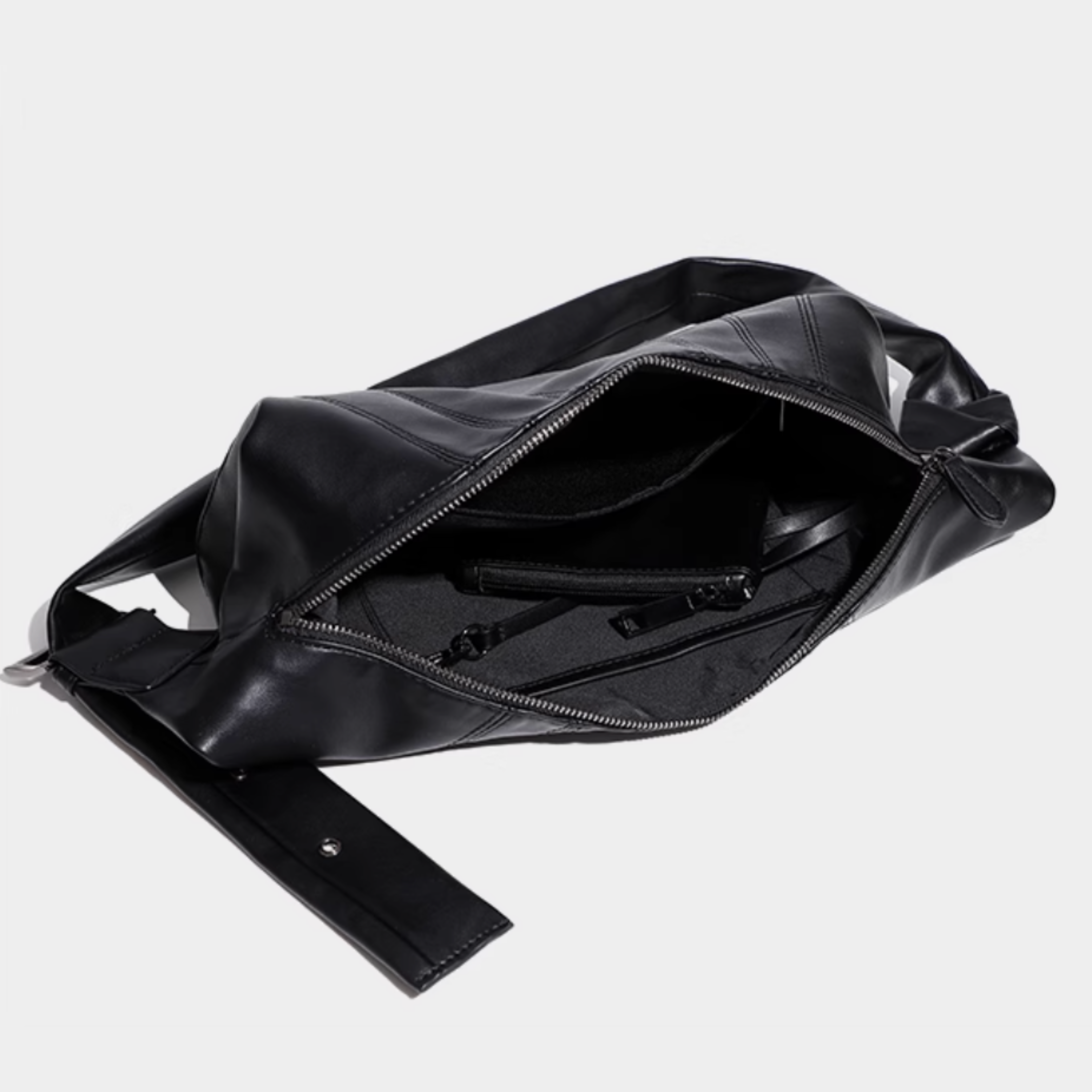 CROISSANT SHOULDER BAG