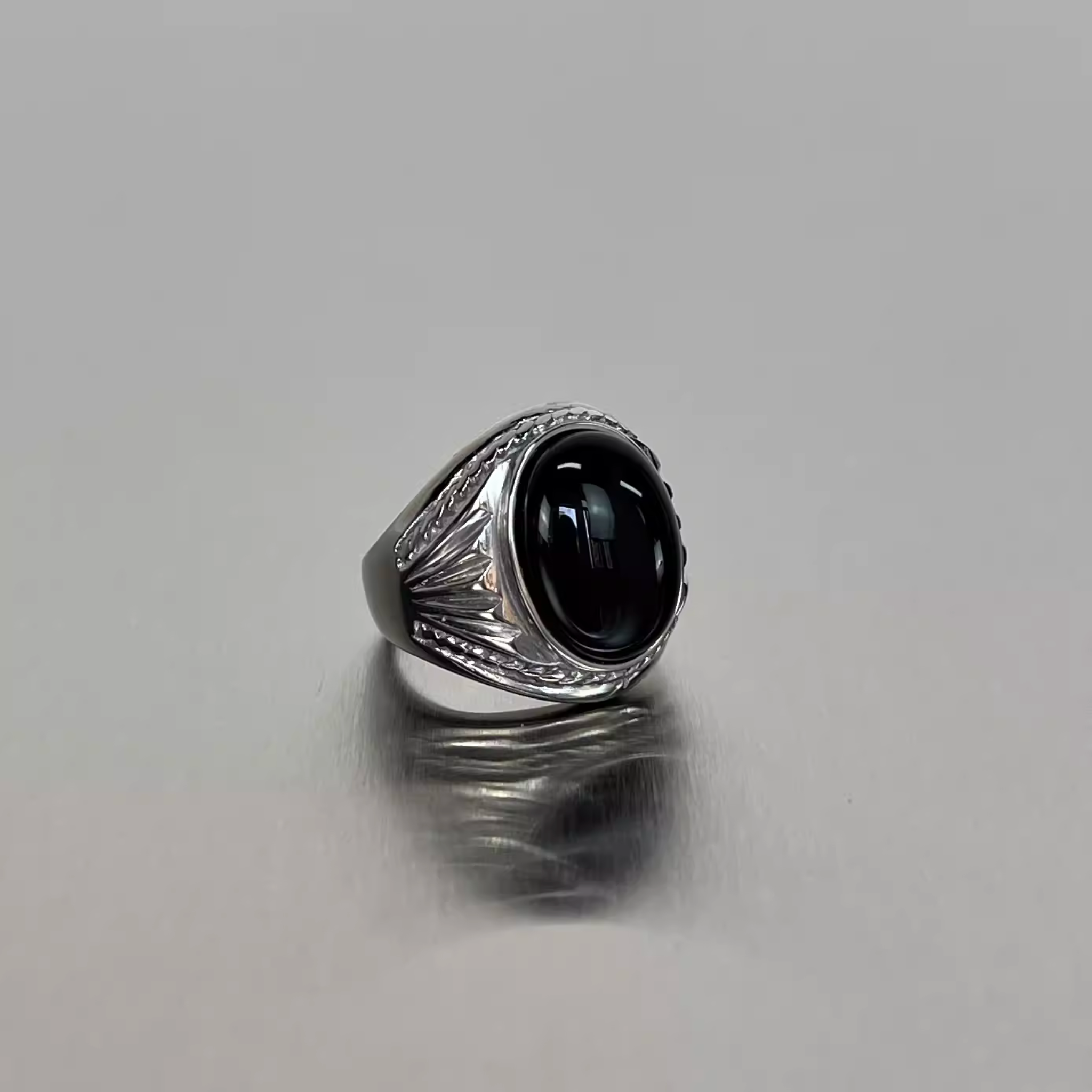 GEM STONE RING