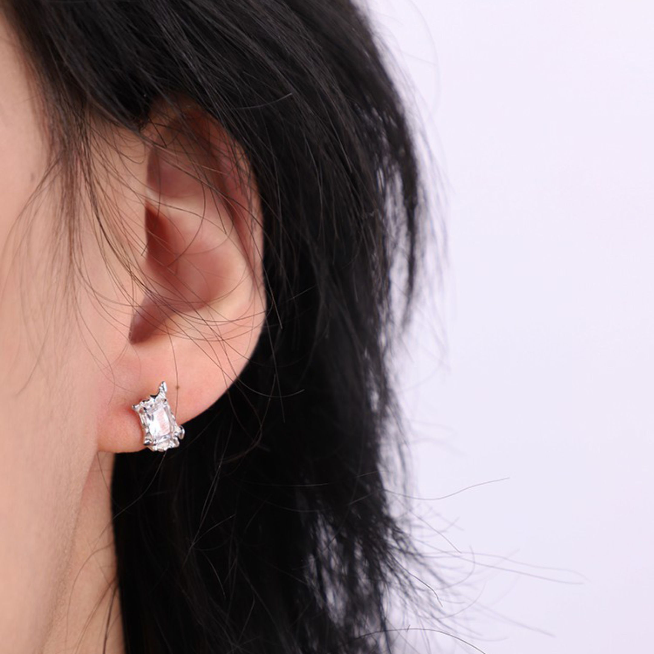 S925 CUBIC ZIRCONIA OBSCURA PIERCE