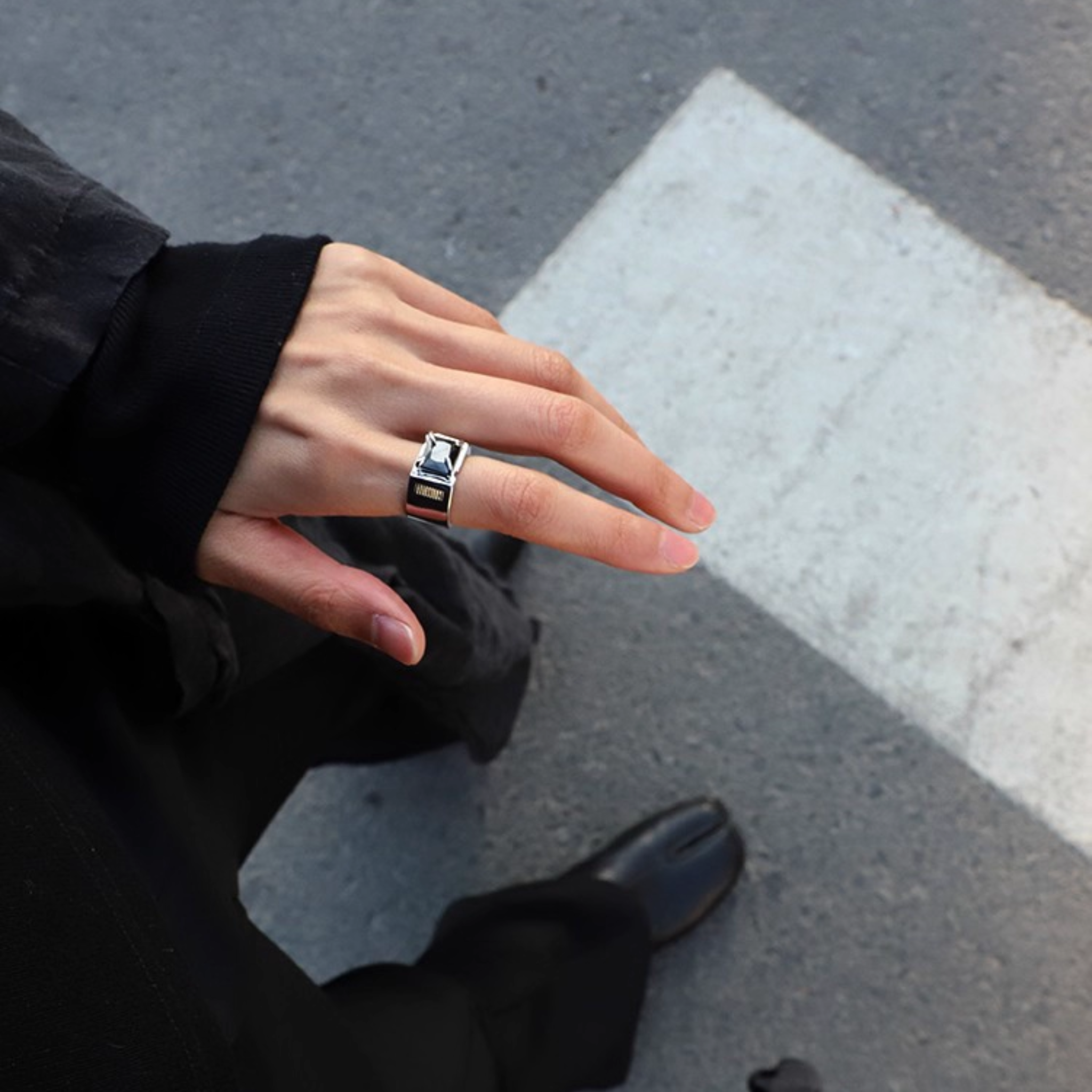 ECLIPSE MIDNIGHT RING