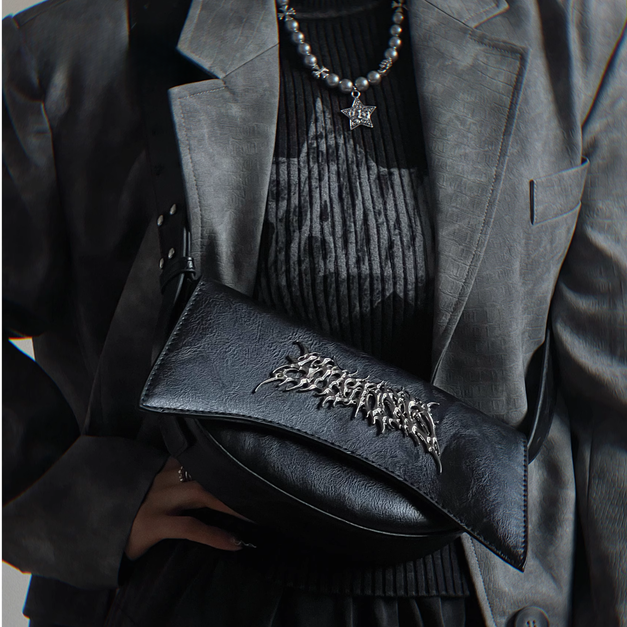 Y2K METALLIC SHOULDER BAG
