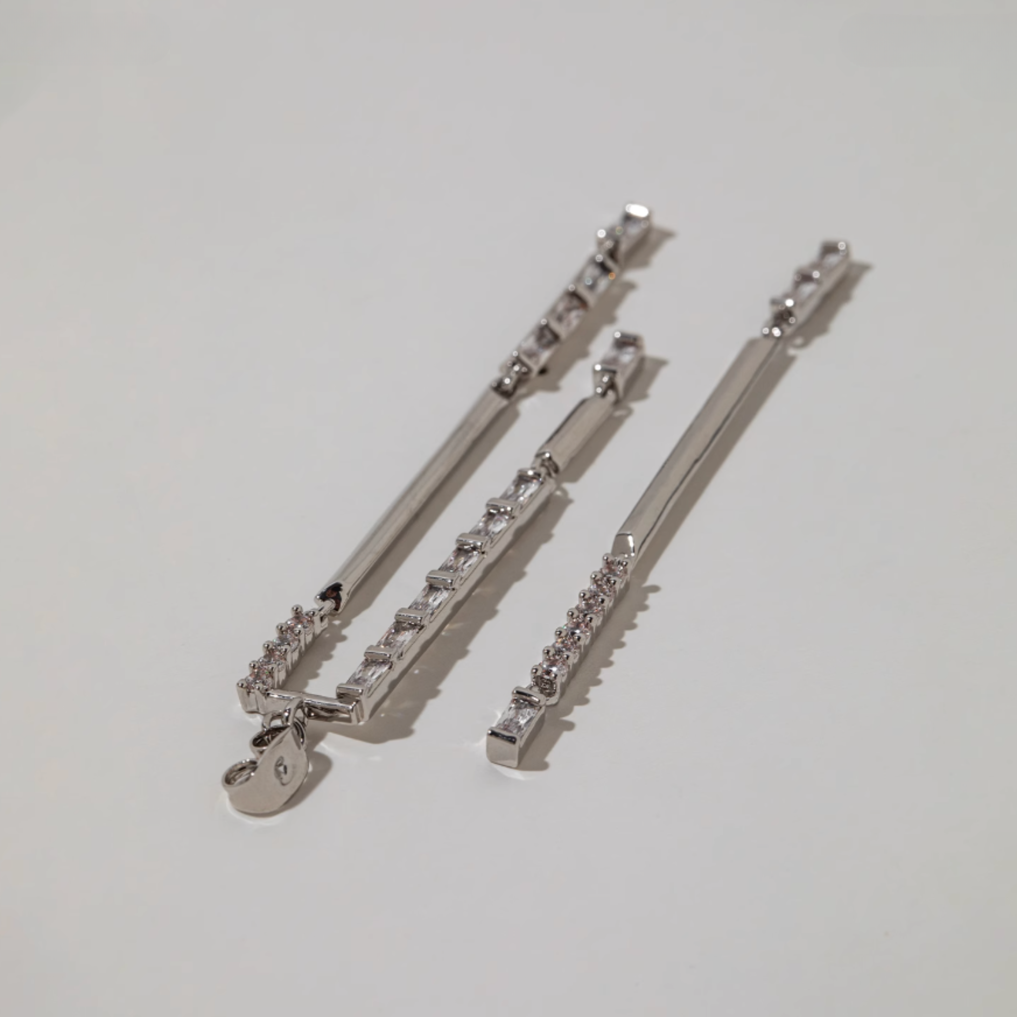 S925 CUBIC ZIRCONIA TASSEL SILVER PIERCE