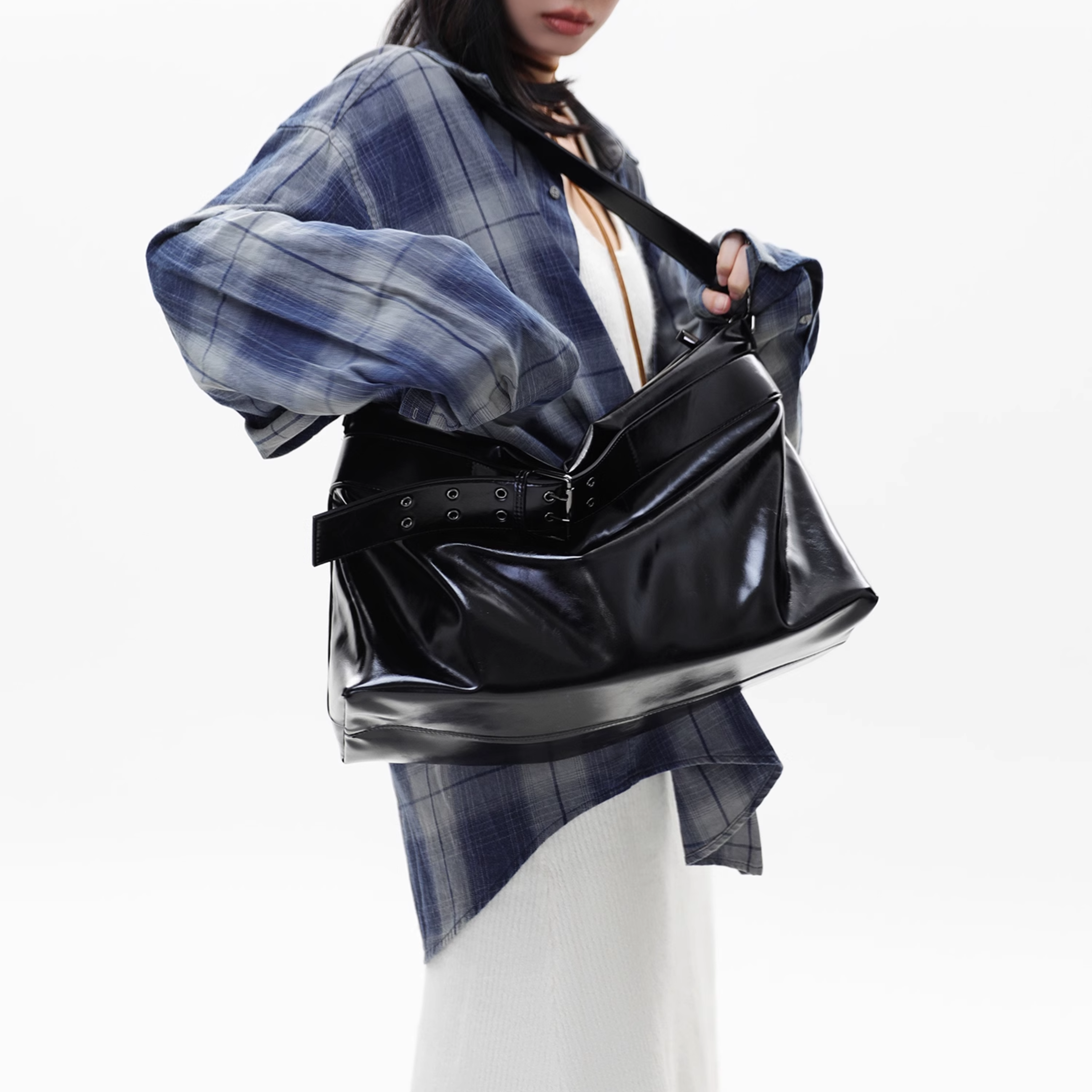 CROSS BODY BAG