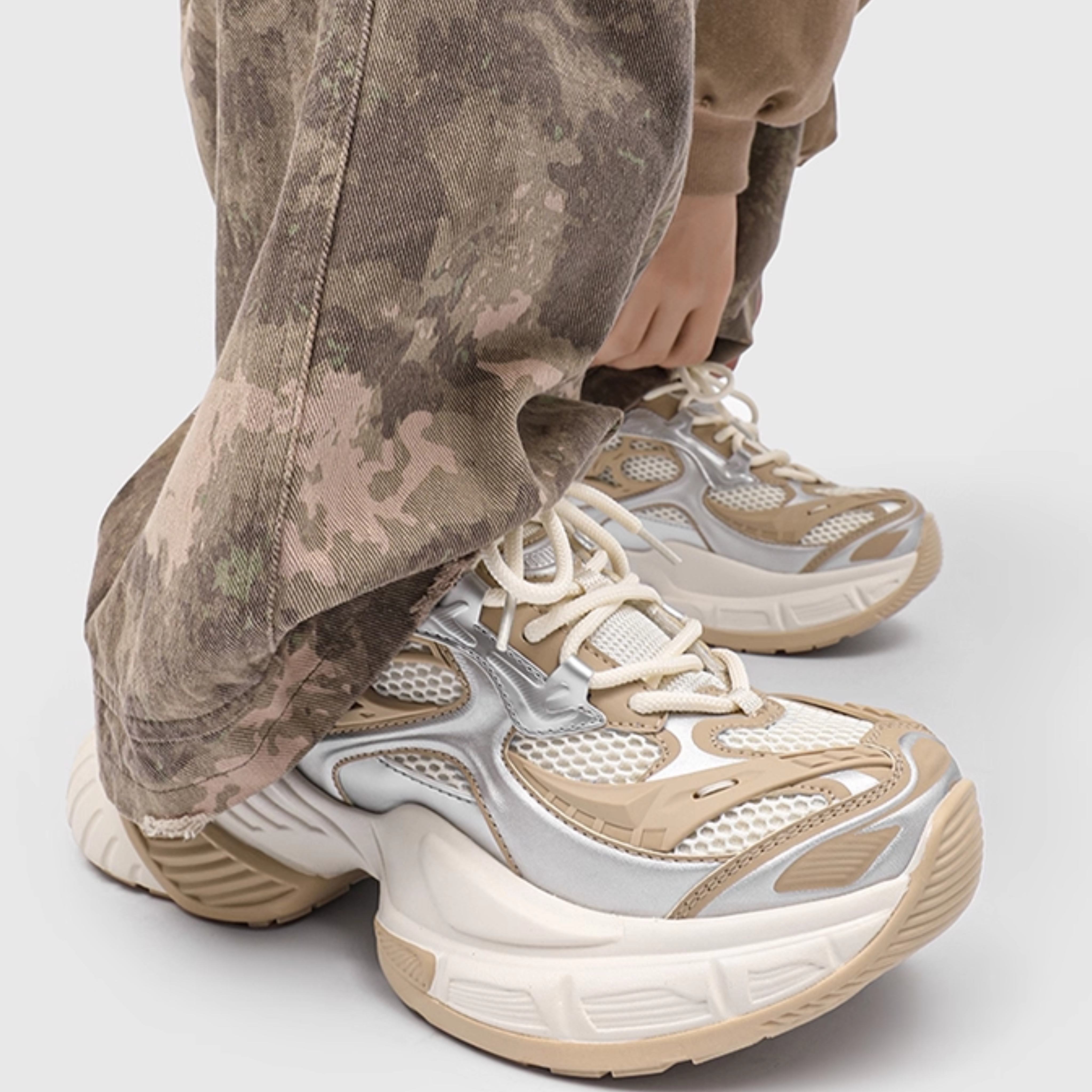 GRAVITY FLUX CHUNKY SNERAKERS / WHITE×BEIGE
