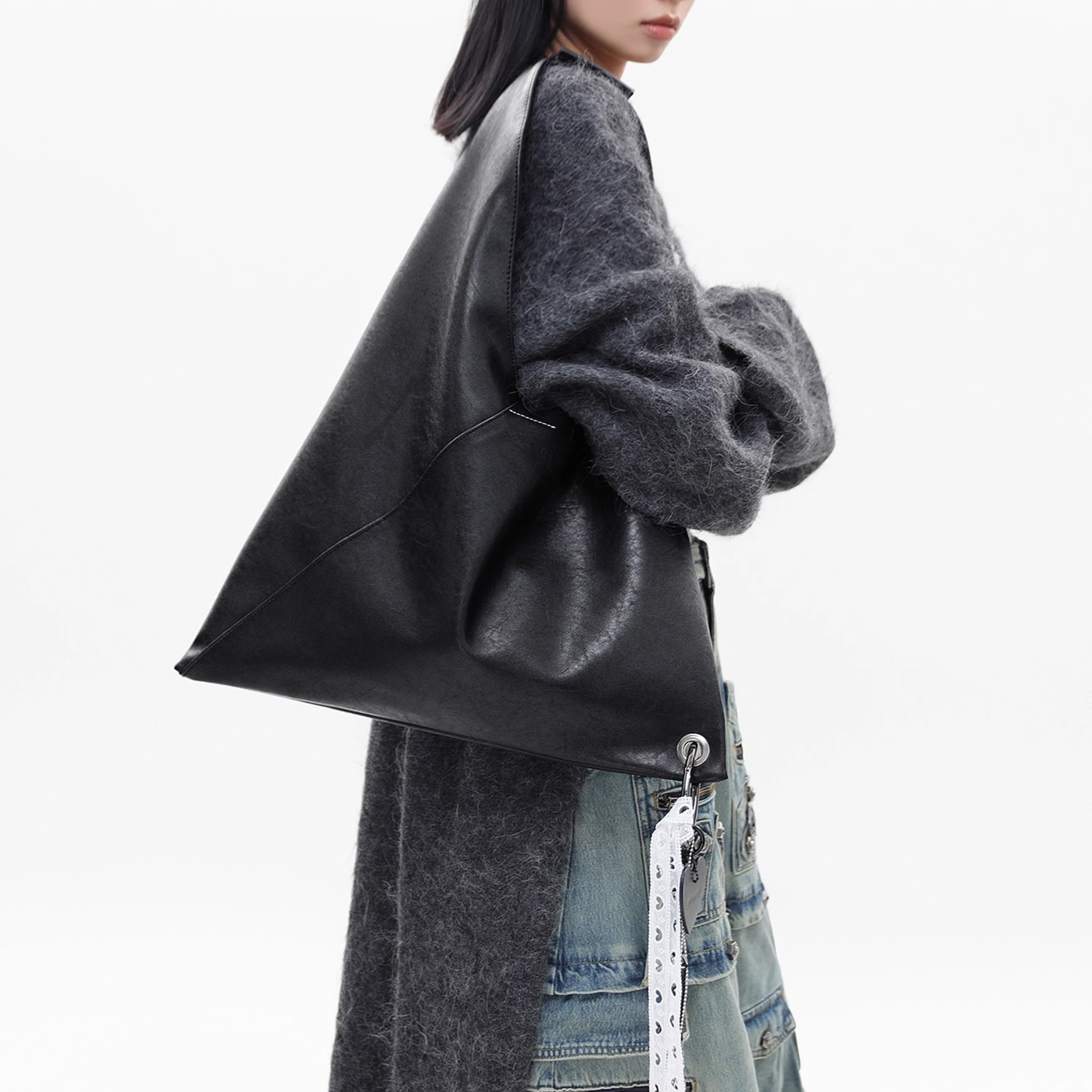 TRIANGLE TOTE BAG