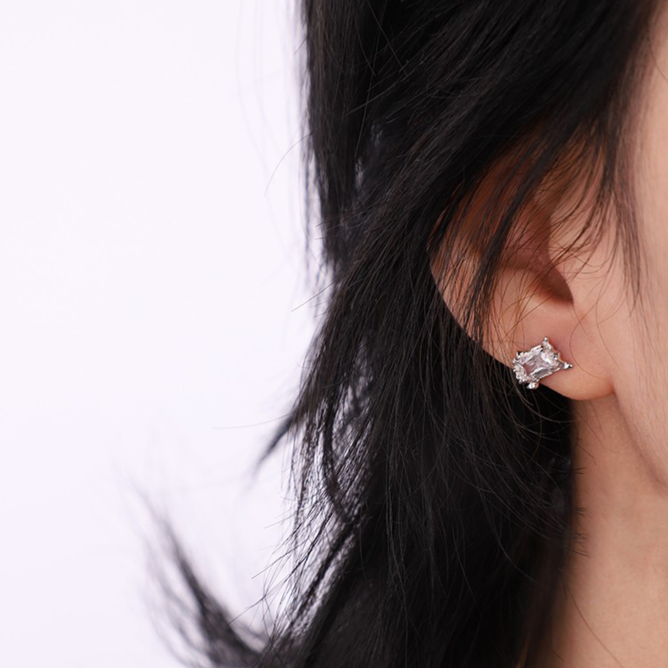 S925 CUBIC ZIRCONIA OBSCURA PIERCE