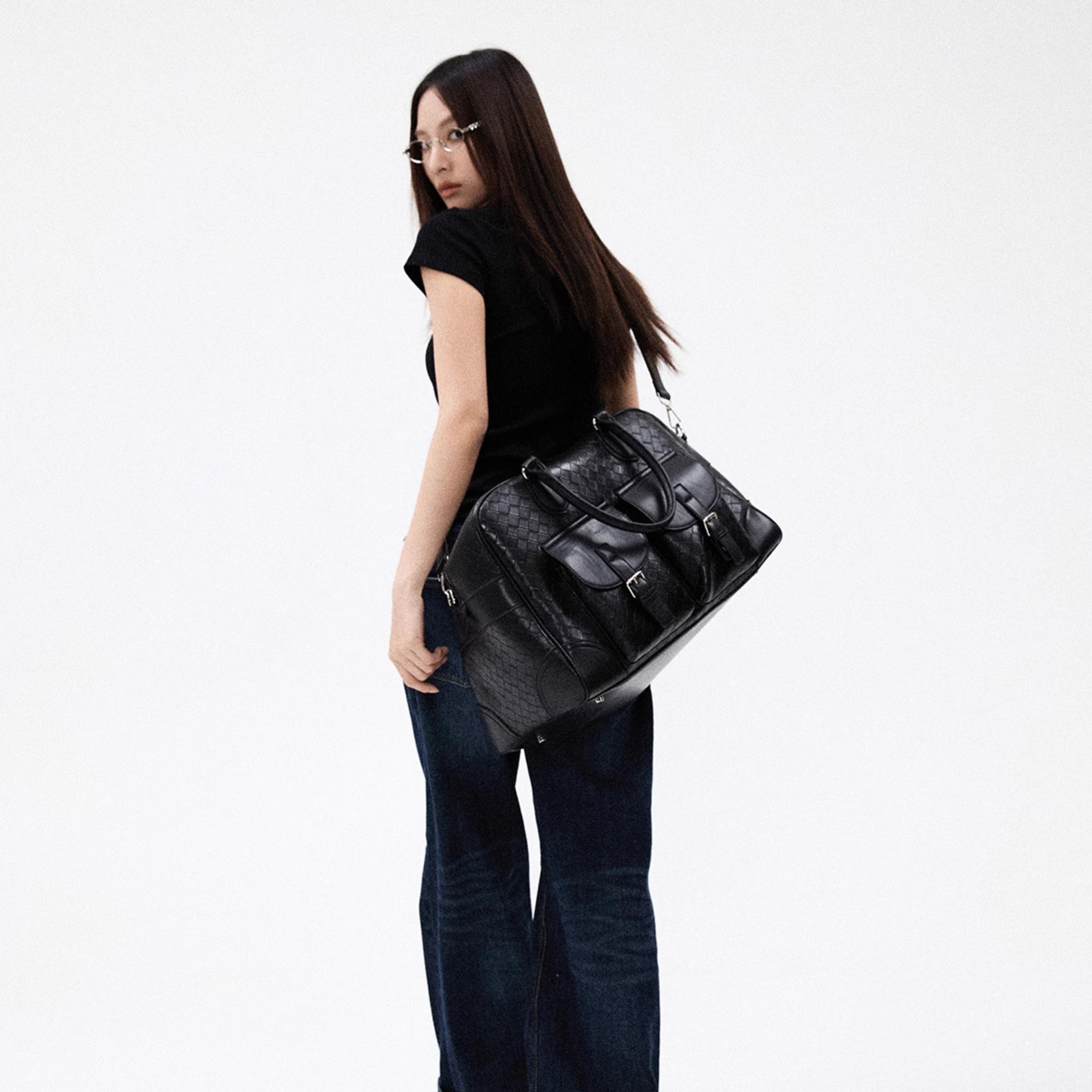 QUILTED BUCKLE BOSTON BAG