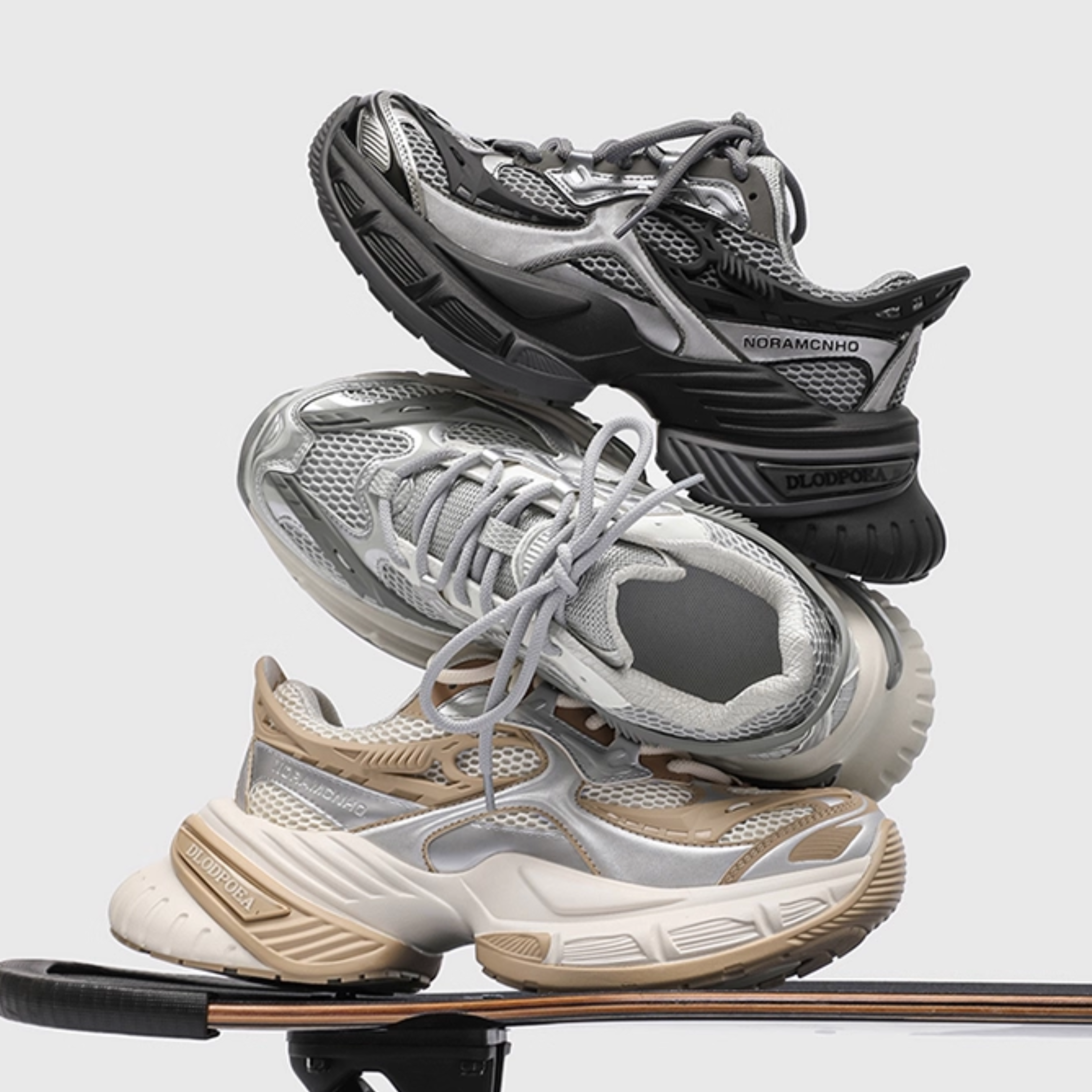 GRAVITY FLUX CHUNKY SNERAKERS / WHITE×BEIGE