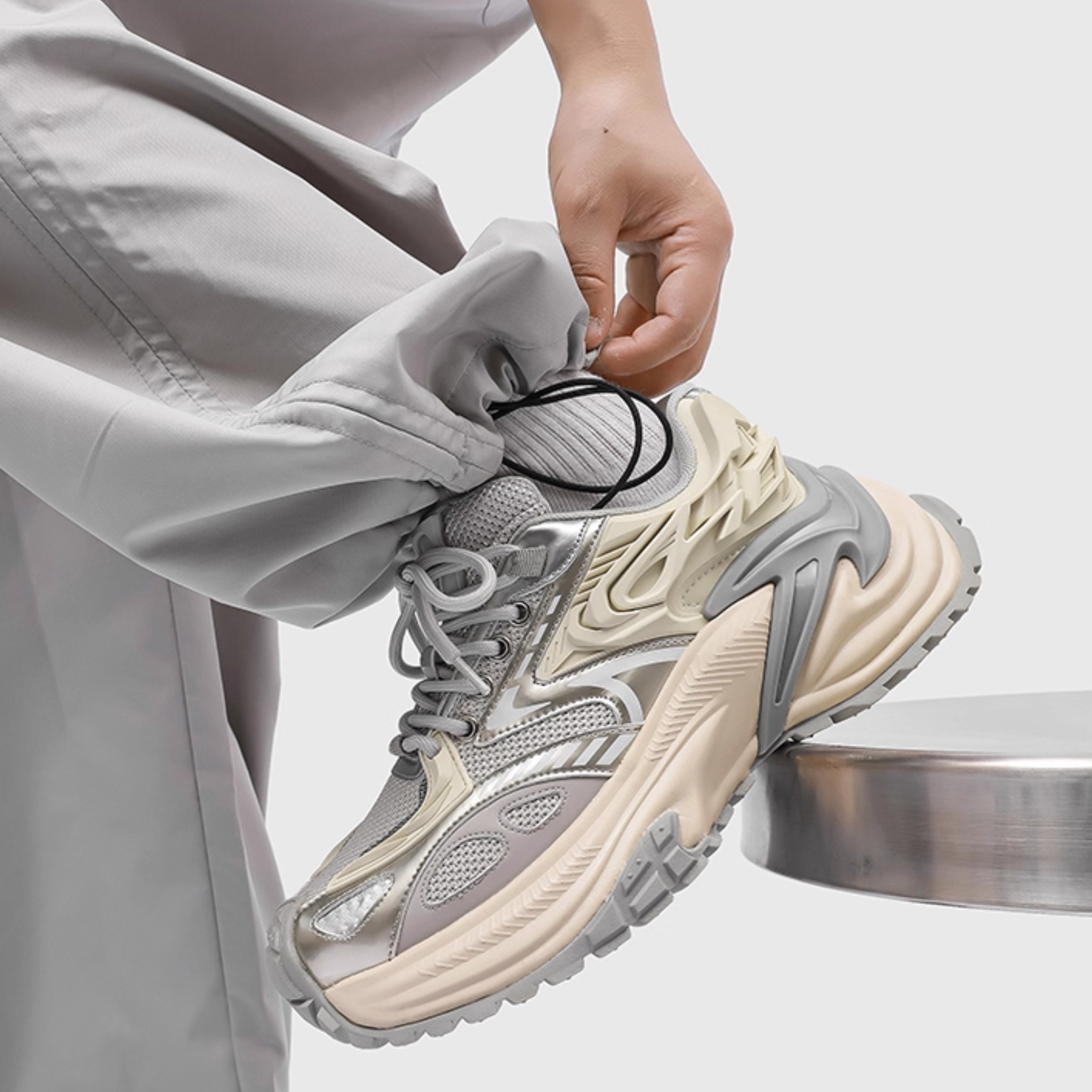 NEO ORBIT DAD SNEAKERS / LIGHT BEIGE×GREY