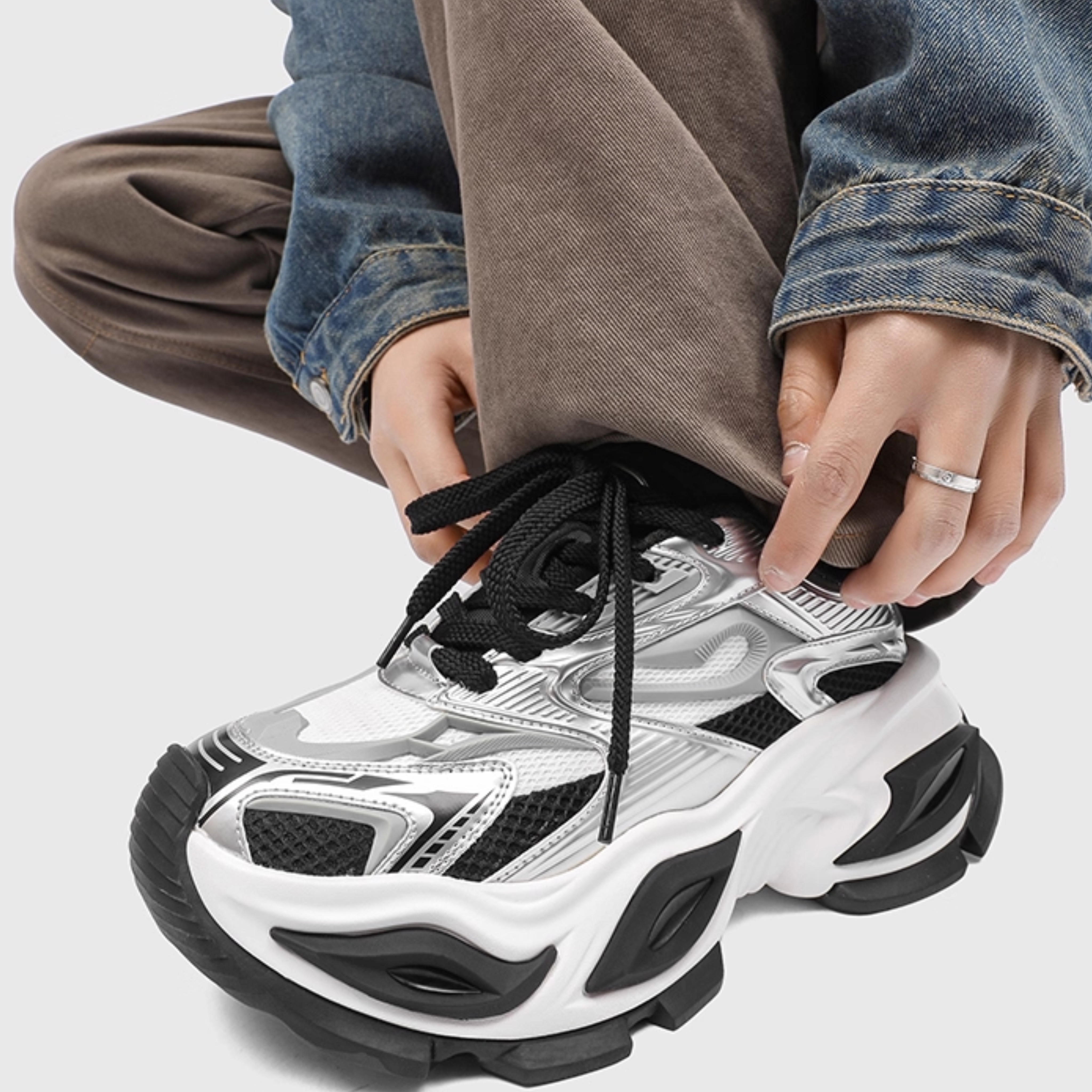 NEO WAVE CHUNKY SNEAKERS / BLACK×SILVER
