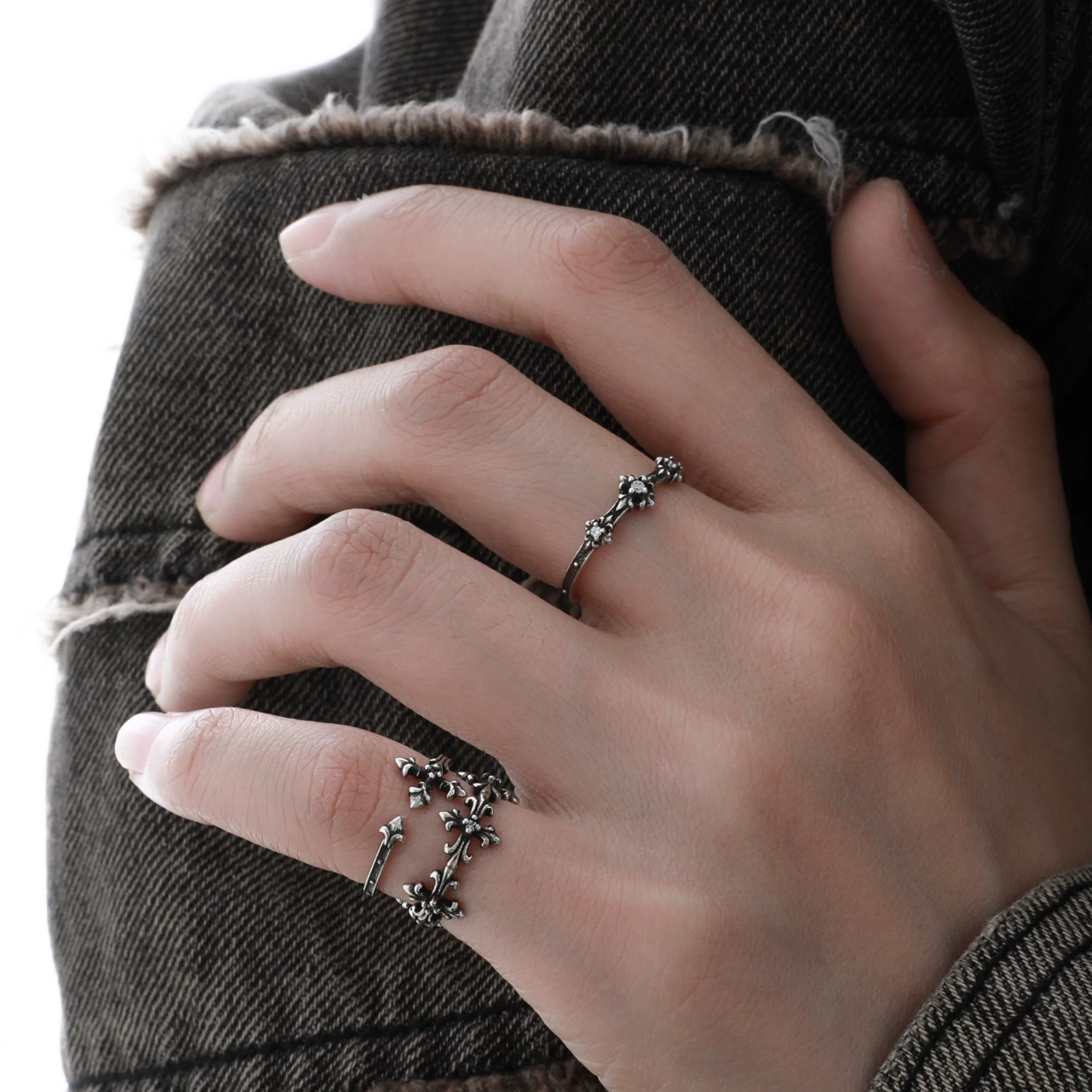 S925 CRUCIFIX ORNATE CROSS RING