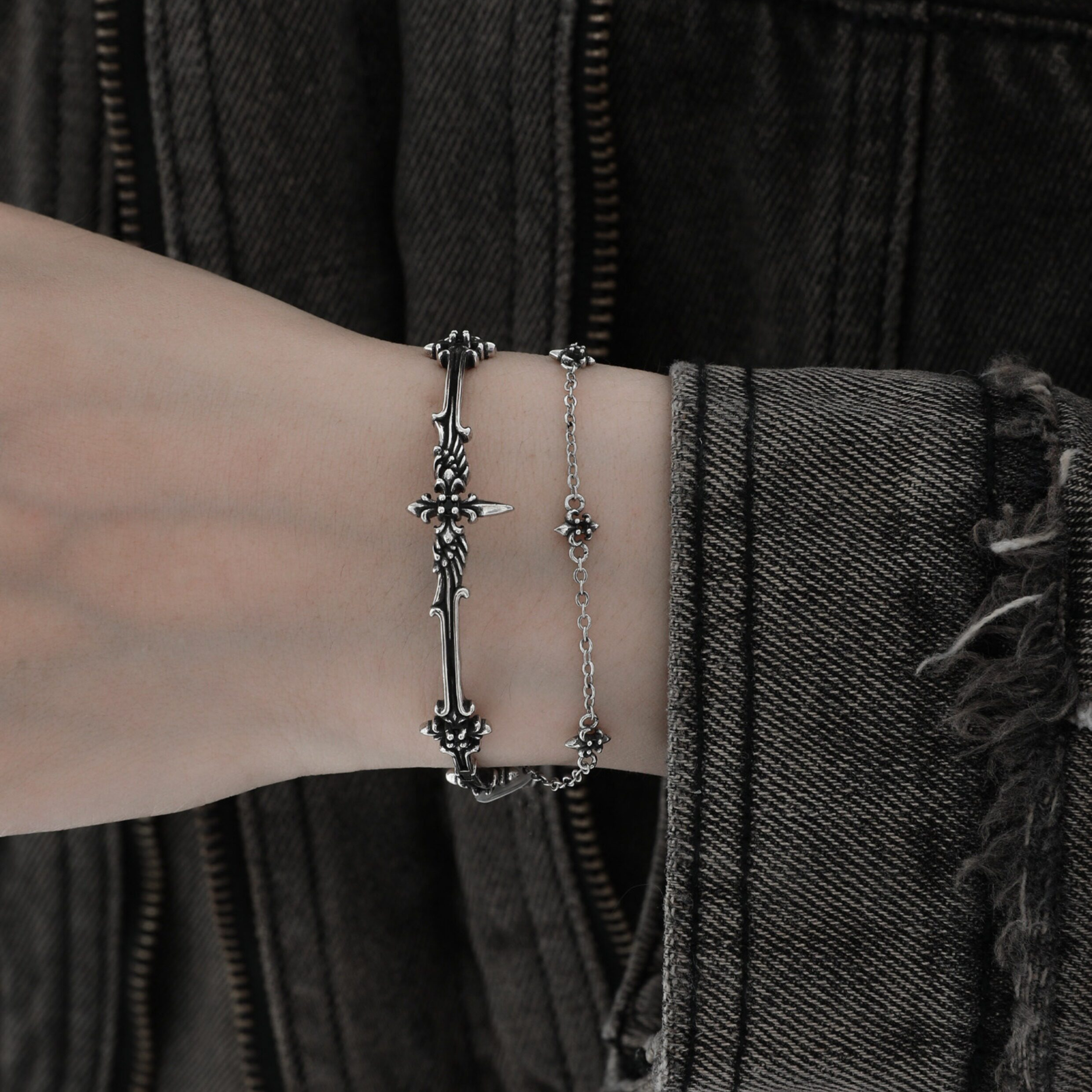 CRUCIFIX CROSS LAYERED BRACELET