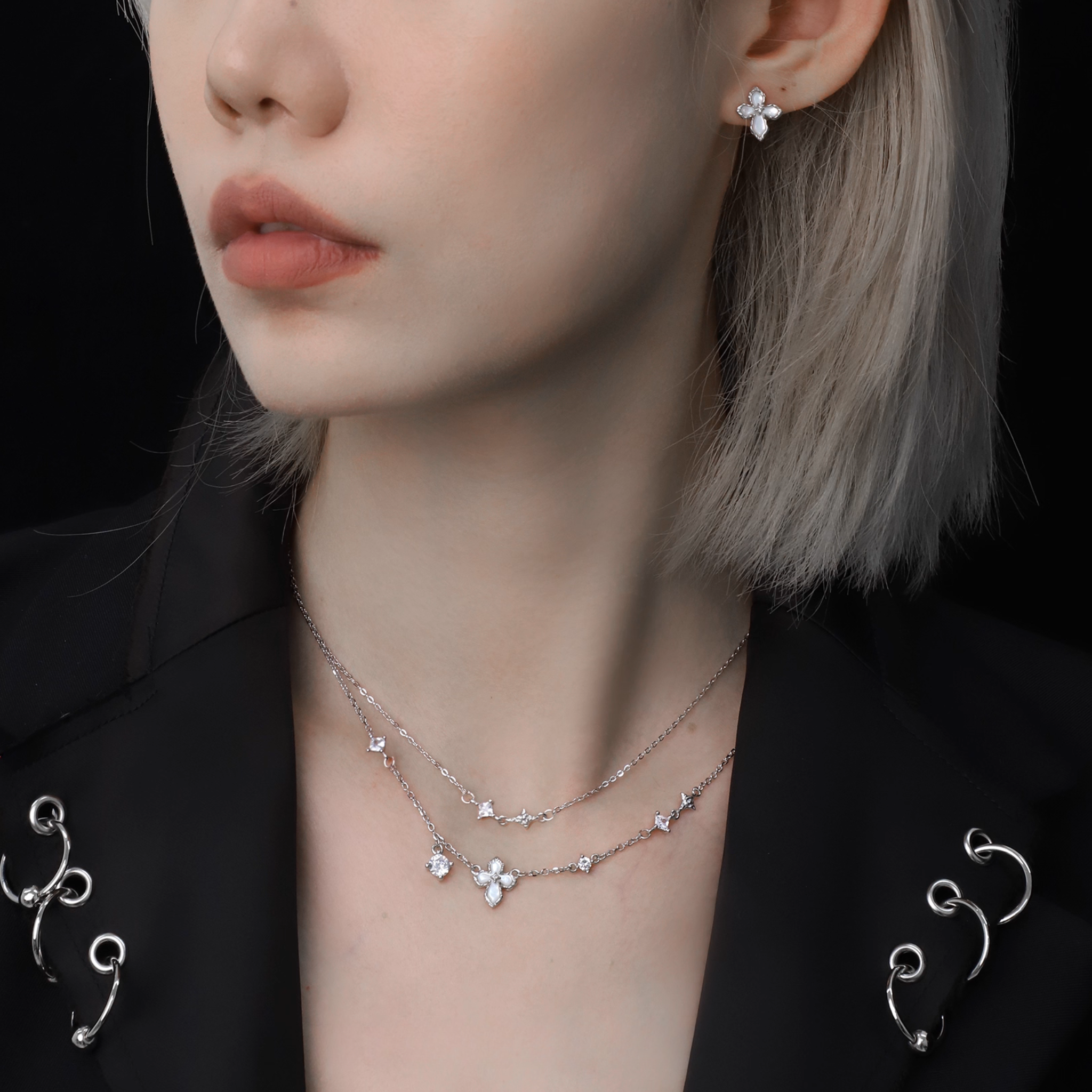 CRYSTAL FLUTTER NECKLACE[SET ITEM]