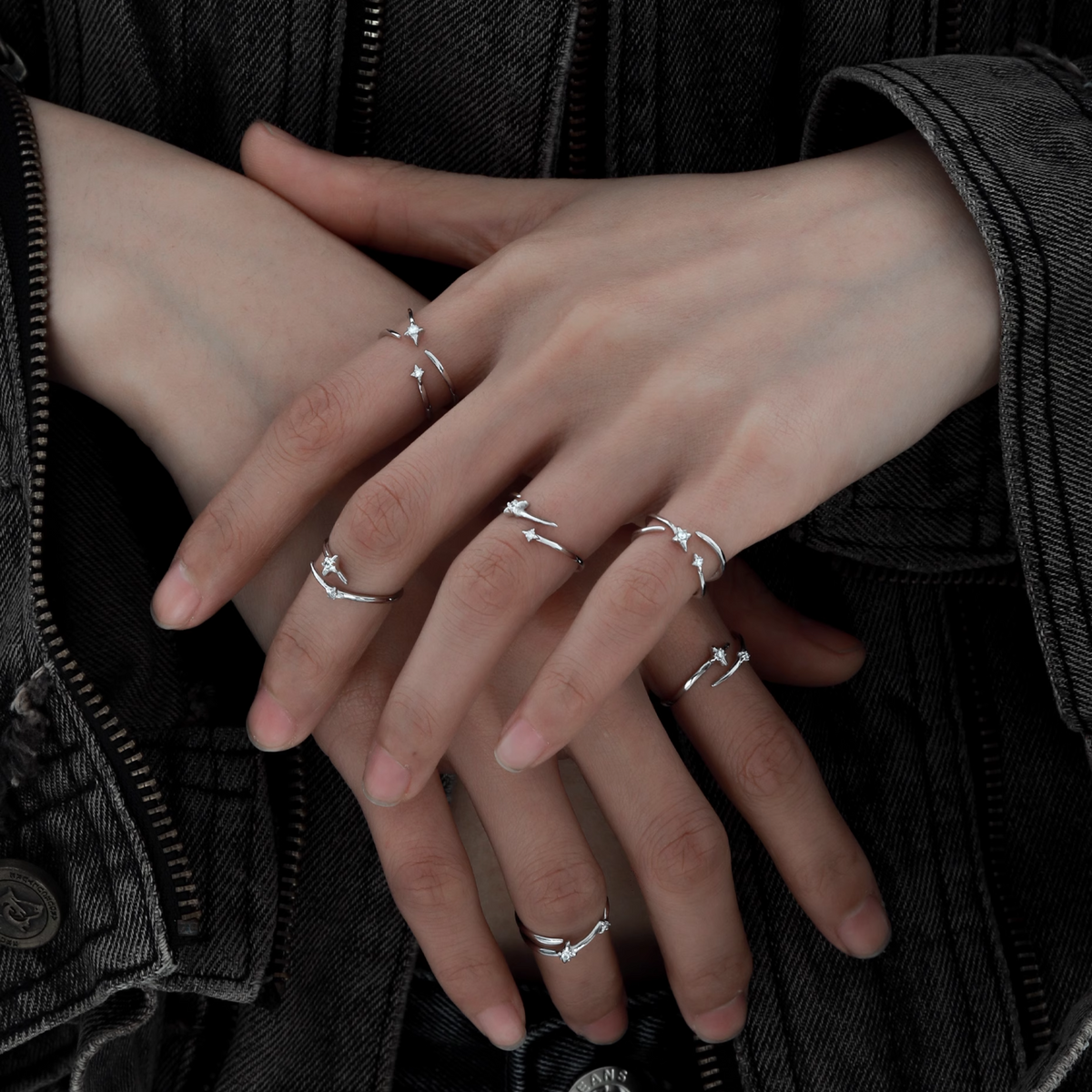 smile　オリエント急行　アクセサリー ASAMIFUJIKAWA]Coil Double finger Ring/Silver | hueLe Museum