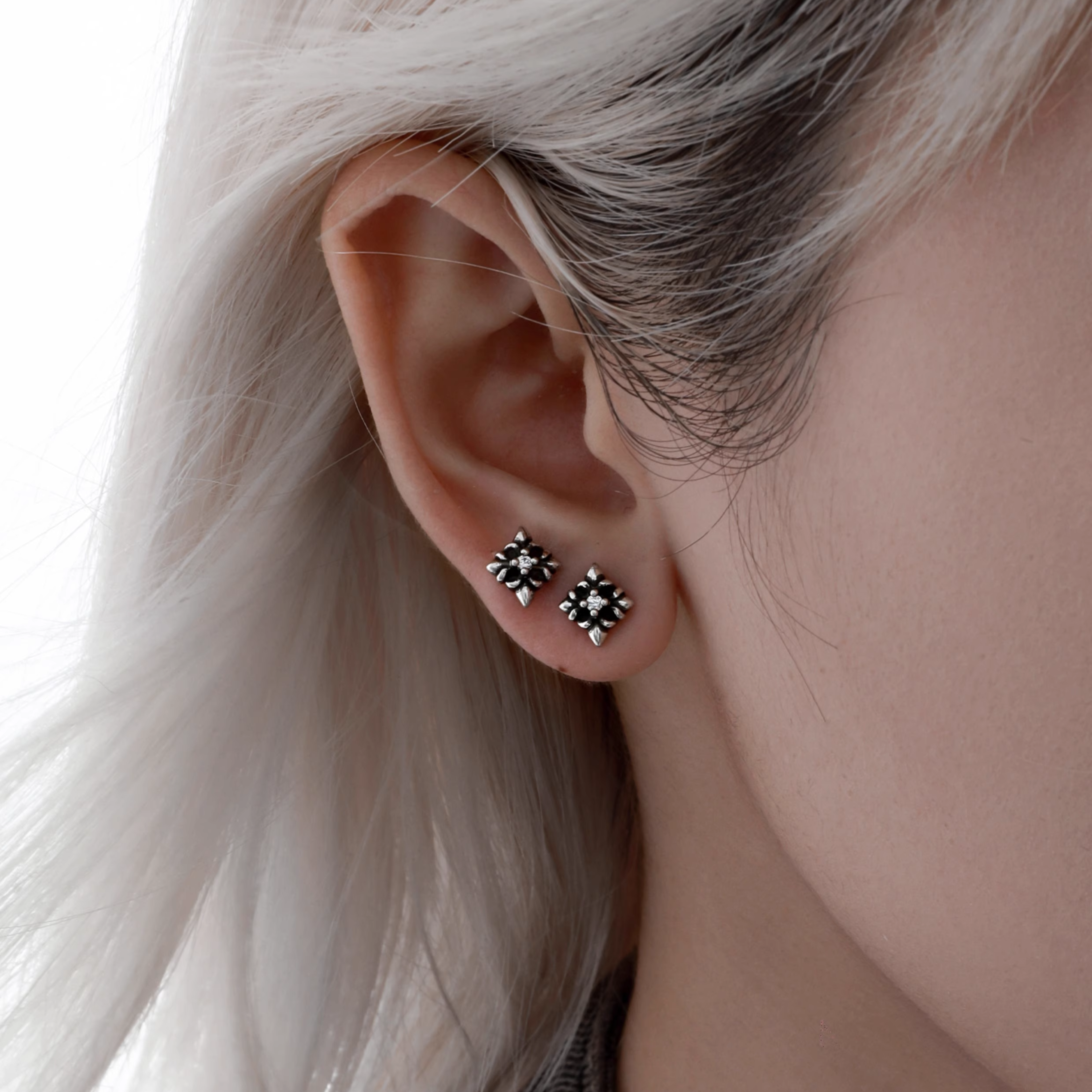 S925 CRUCIFIX MINI PIERCE[SET ITEM]